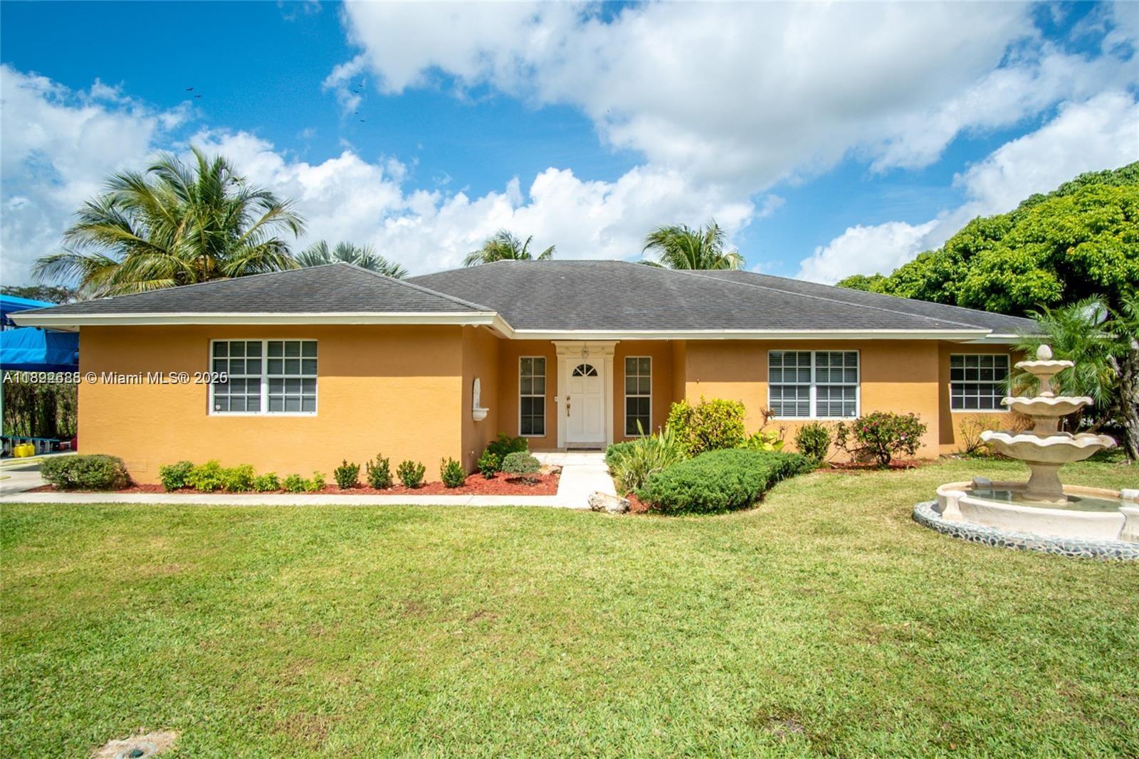 House for Sale in Miami, FL