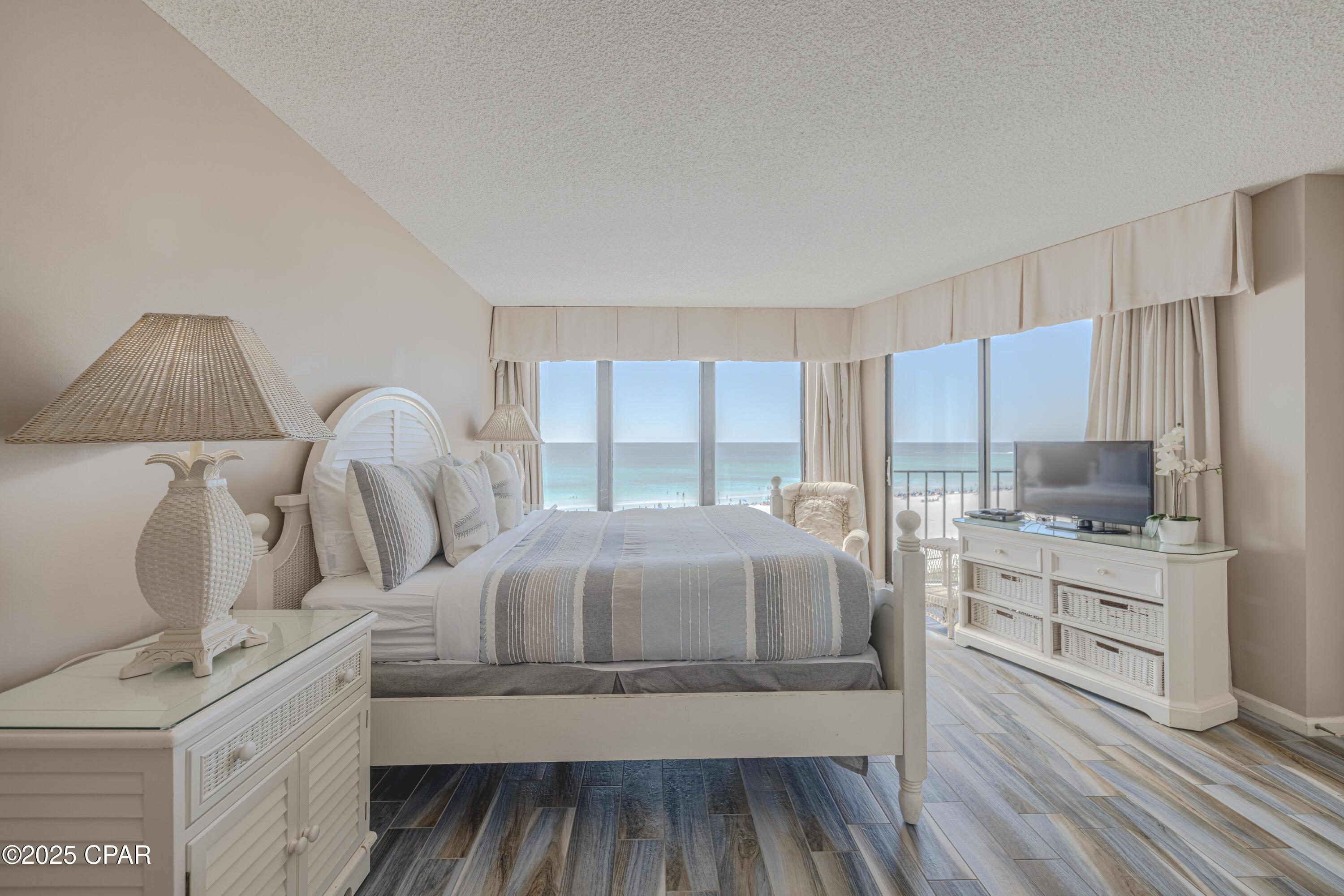 Image 17 For 11347 Front Beach  404