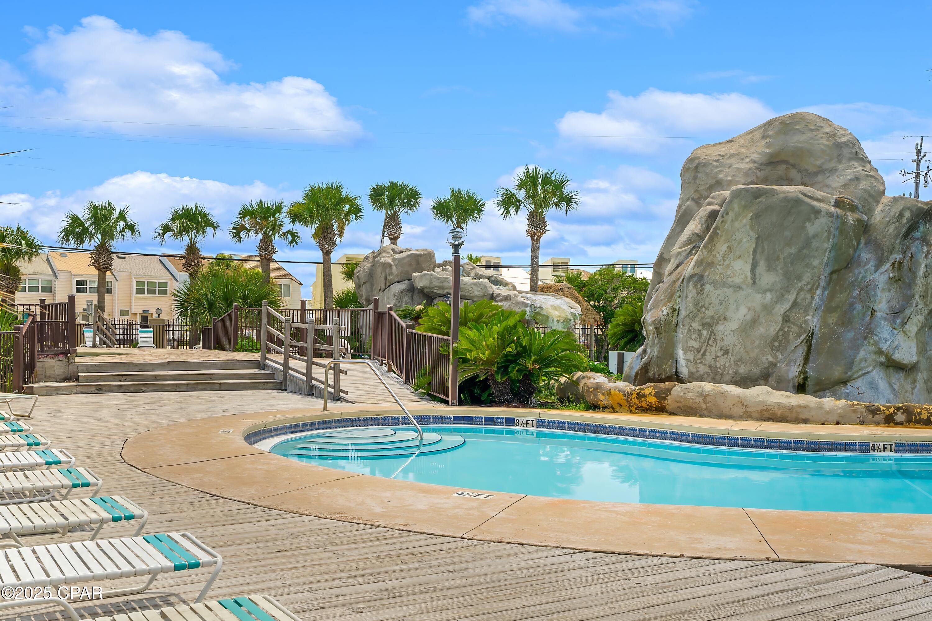 Image 25 For 17620 Front Beach Road M4