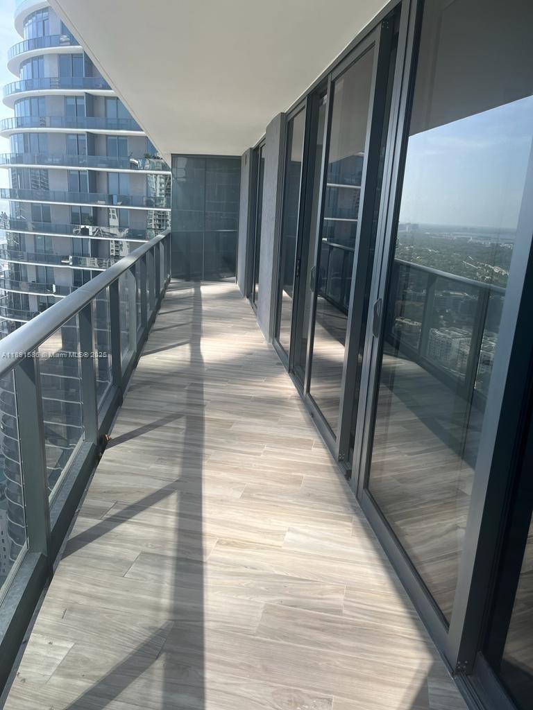 801 S Miami Ave #4502, Miami FL 33130