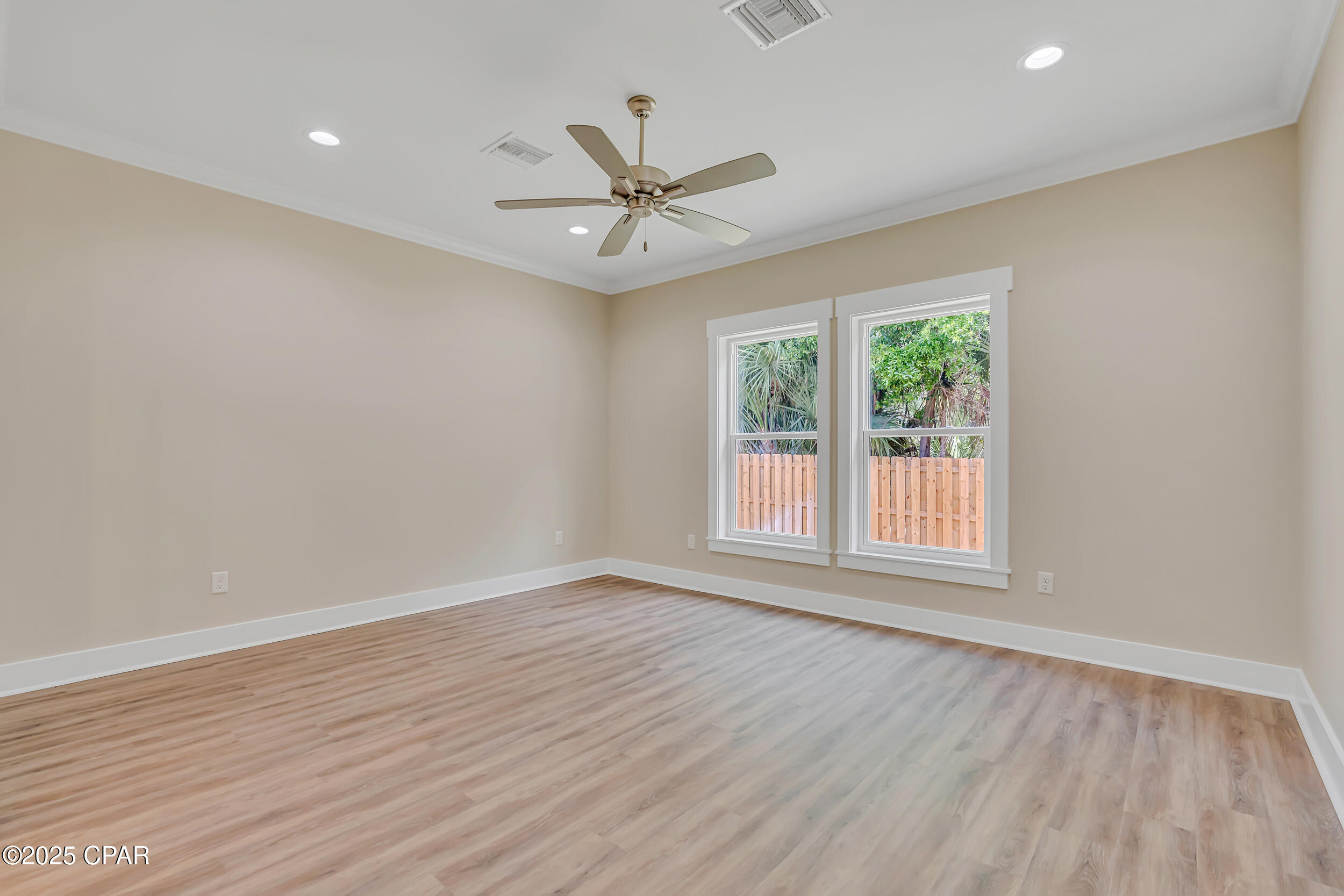 Image 13 For 8214 Beach Drive