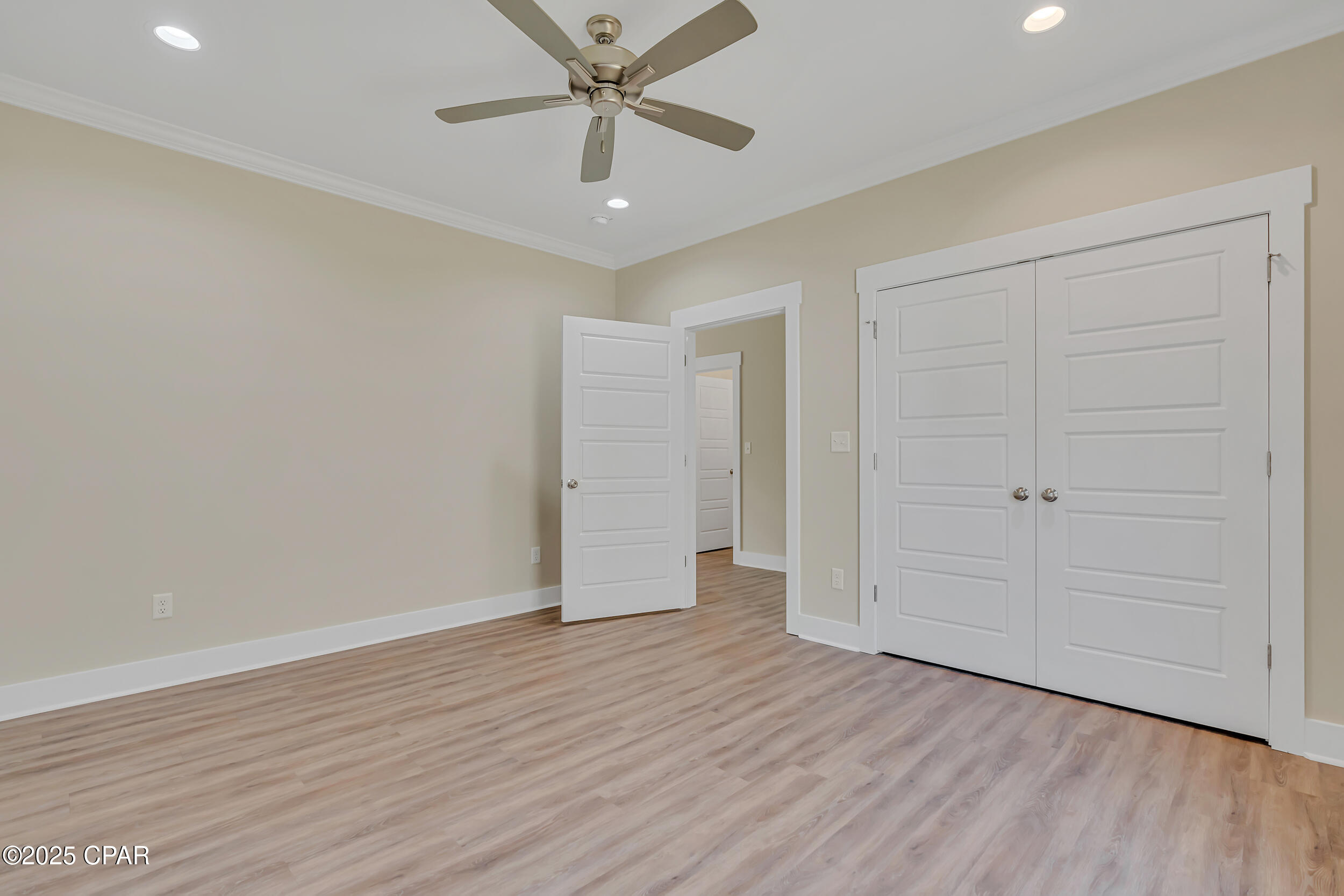 Image 19 For 8214 Beach Drive