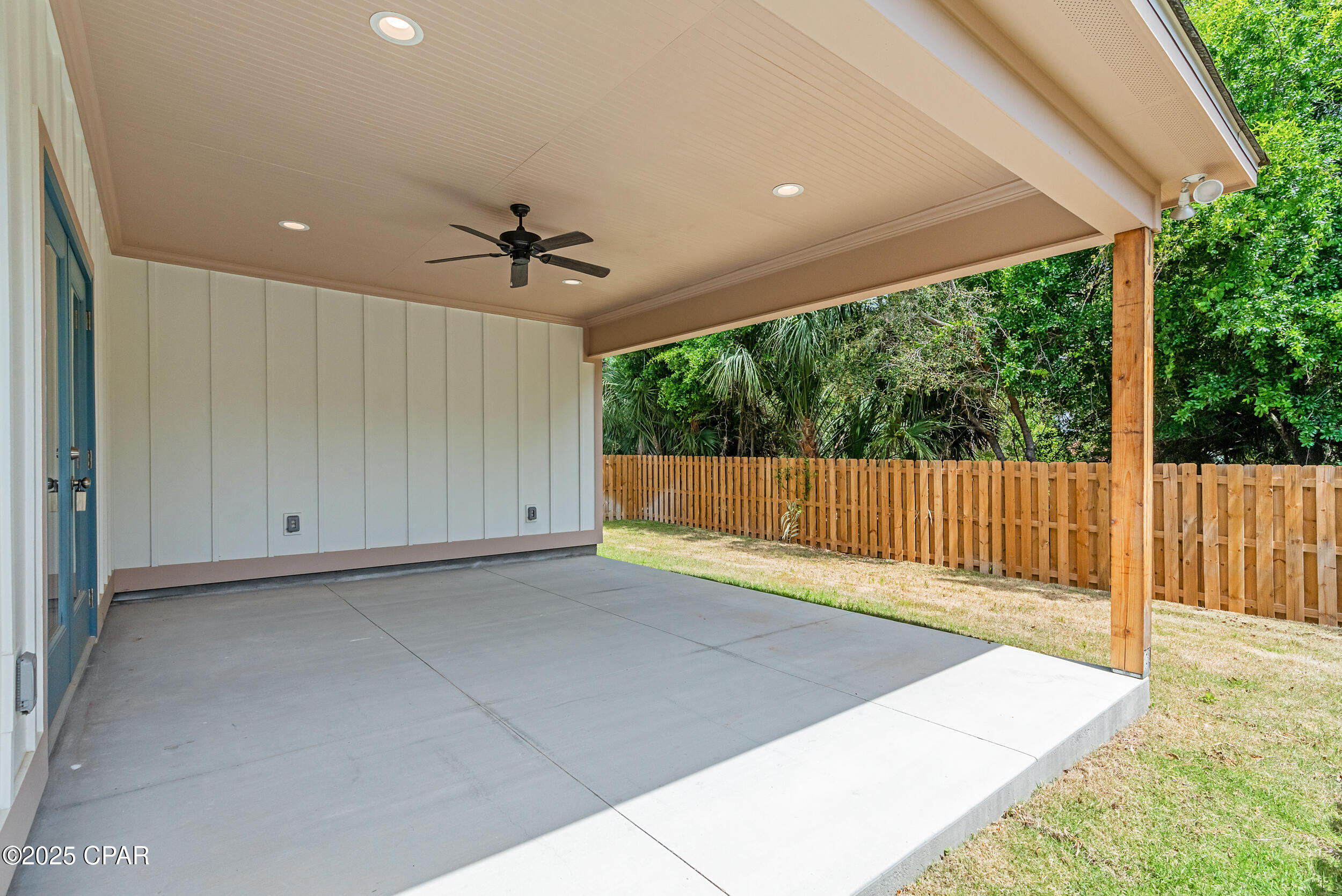 Image 22 For 8214 Beach Drive