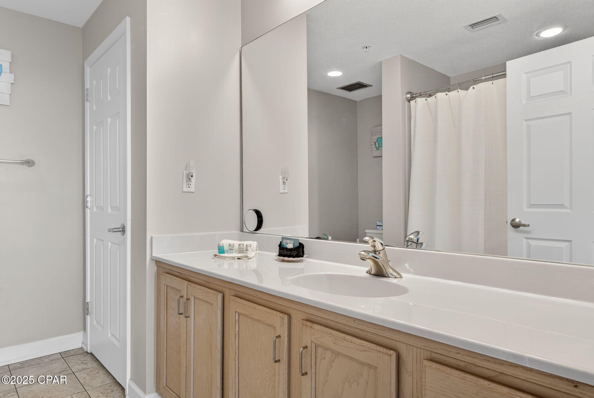 Image 17 For 12011 Front Beach Road 1902b