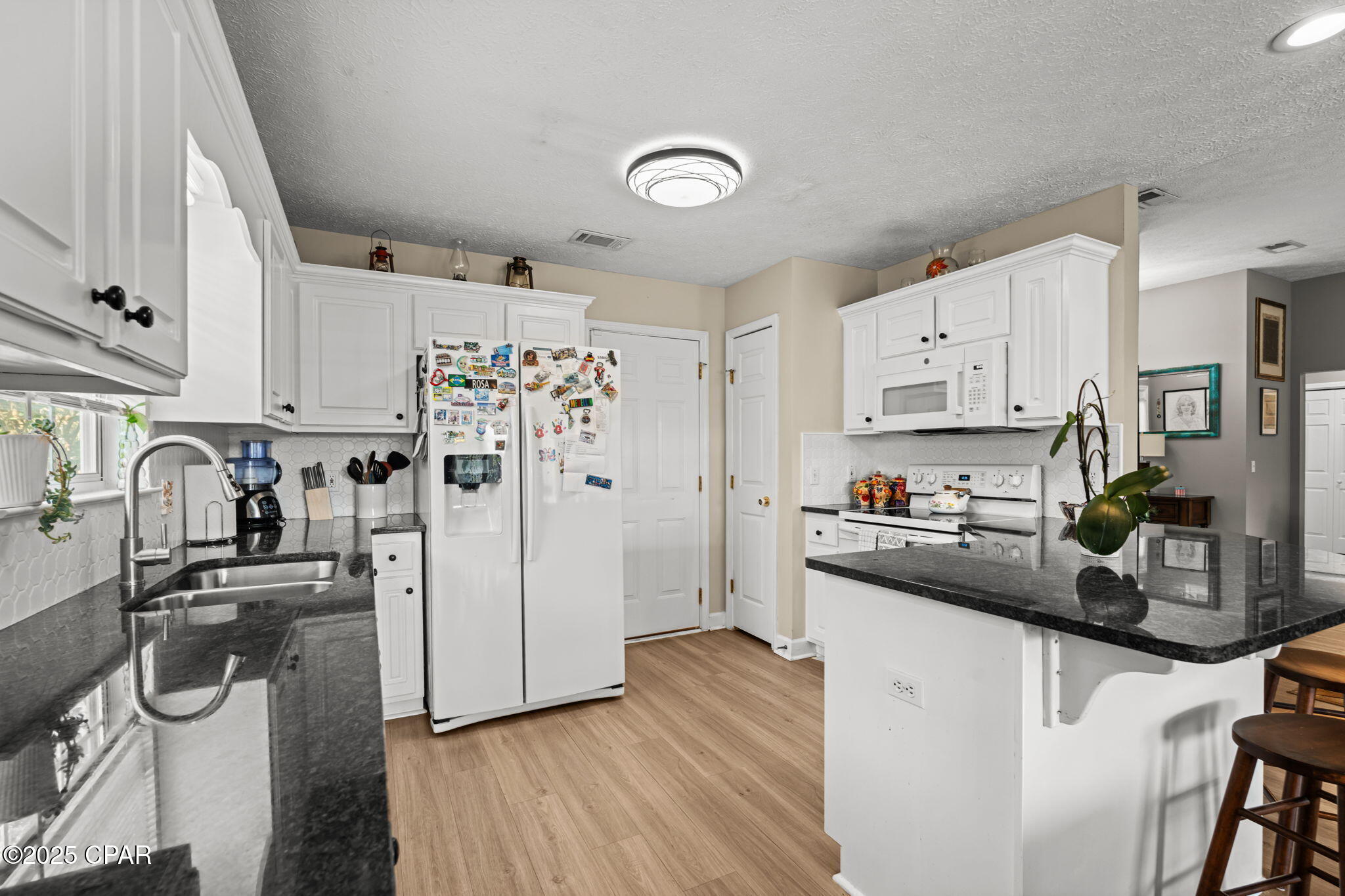 Image 14 For 304 Summerwood Drive