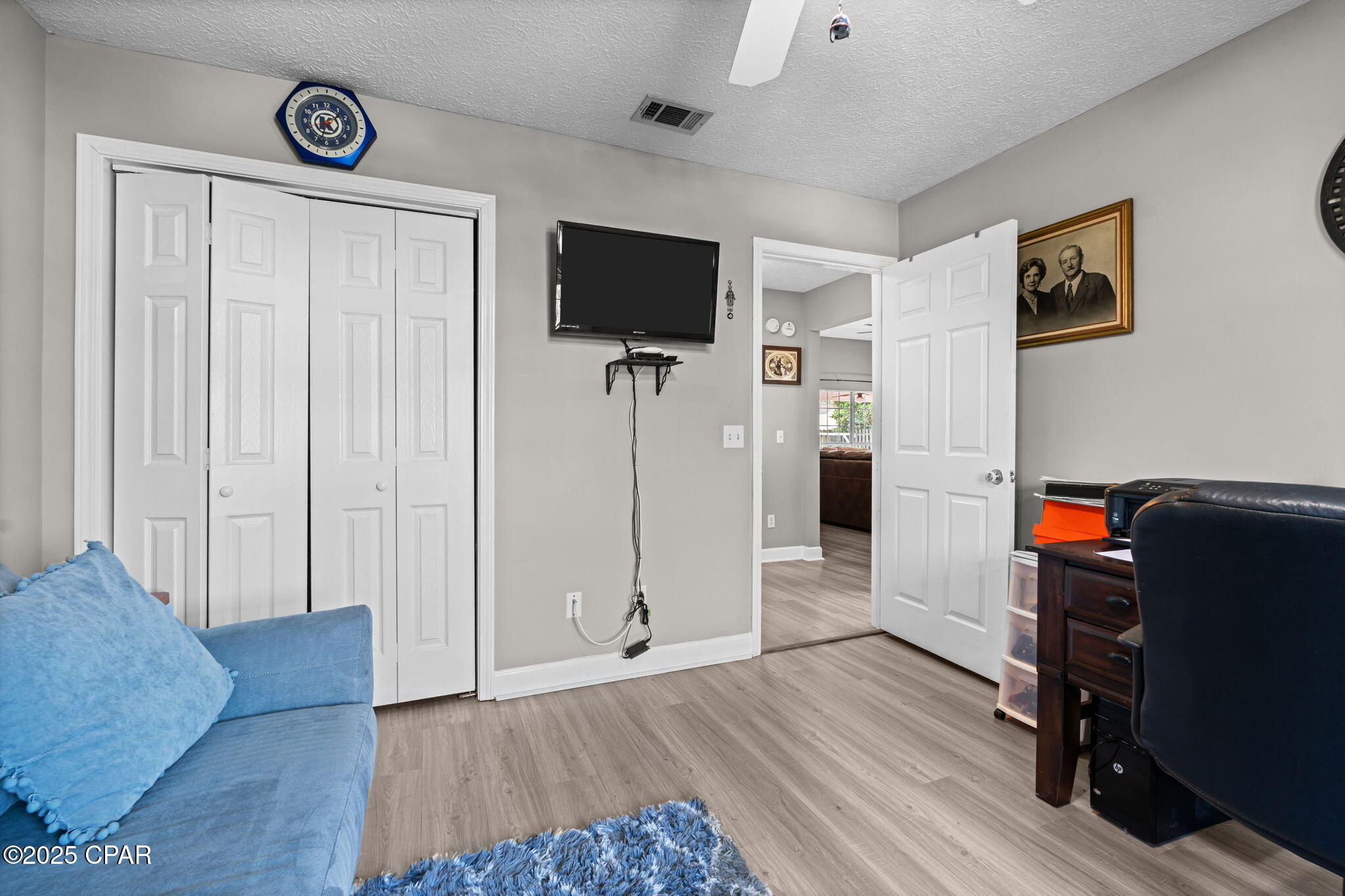 Image 25 For 304 Summerwood Drive