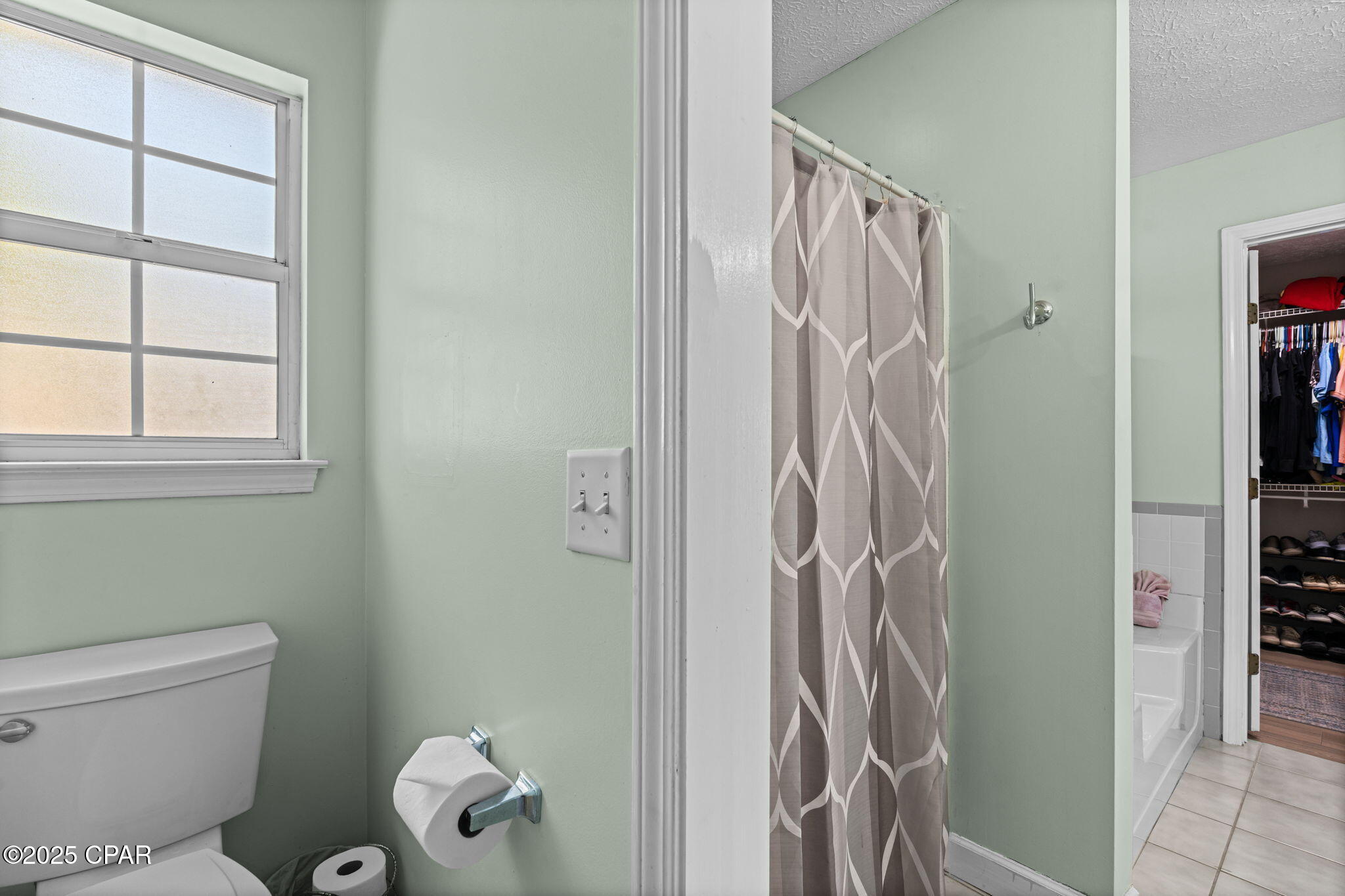 Image 31 For 304 Summerwood Drive