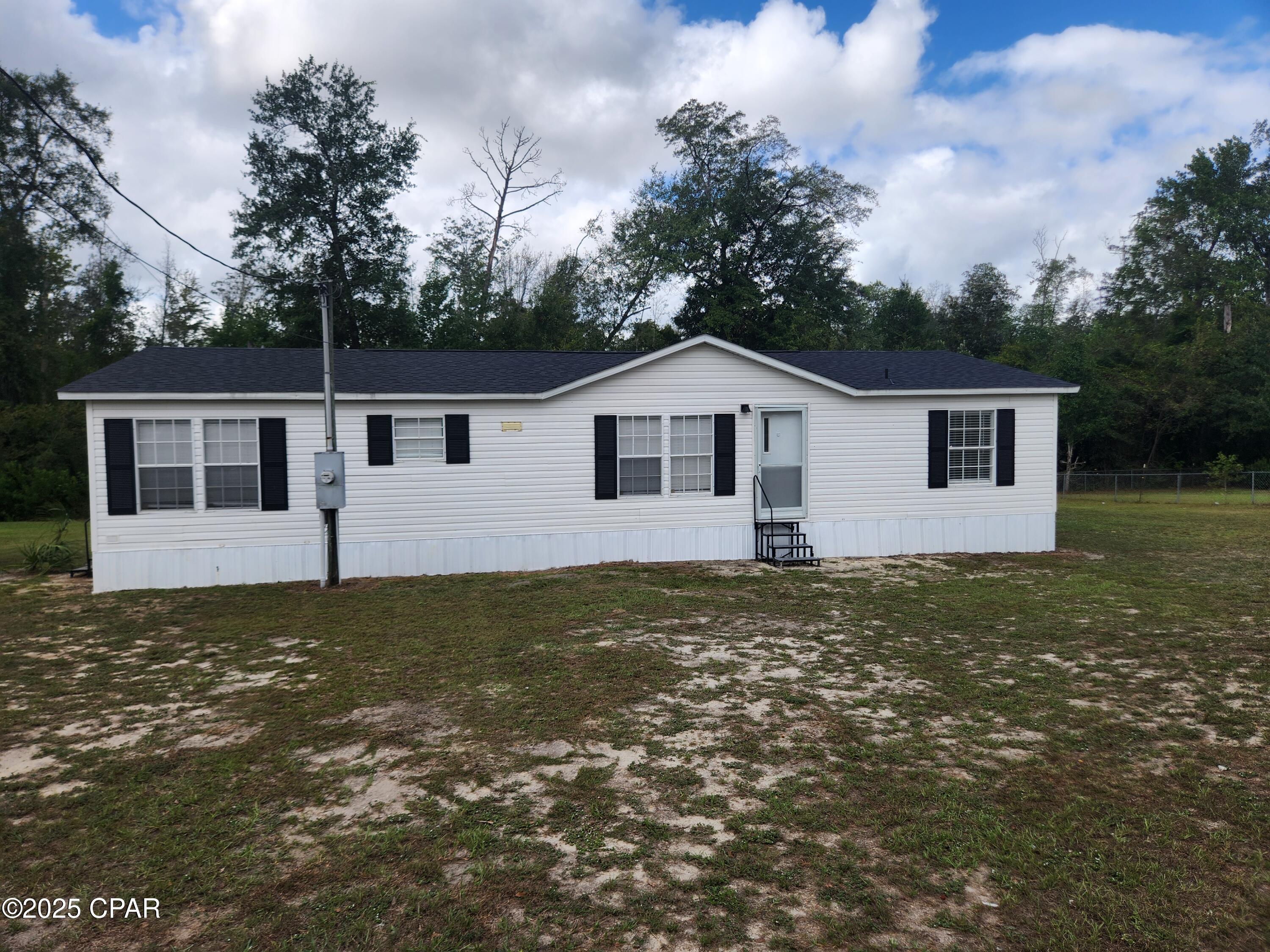 Details for 17446 Guilford Court, Blountstown, FL 32424