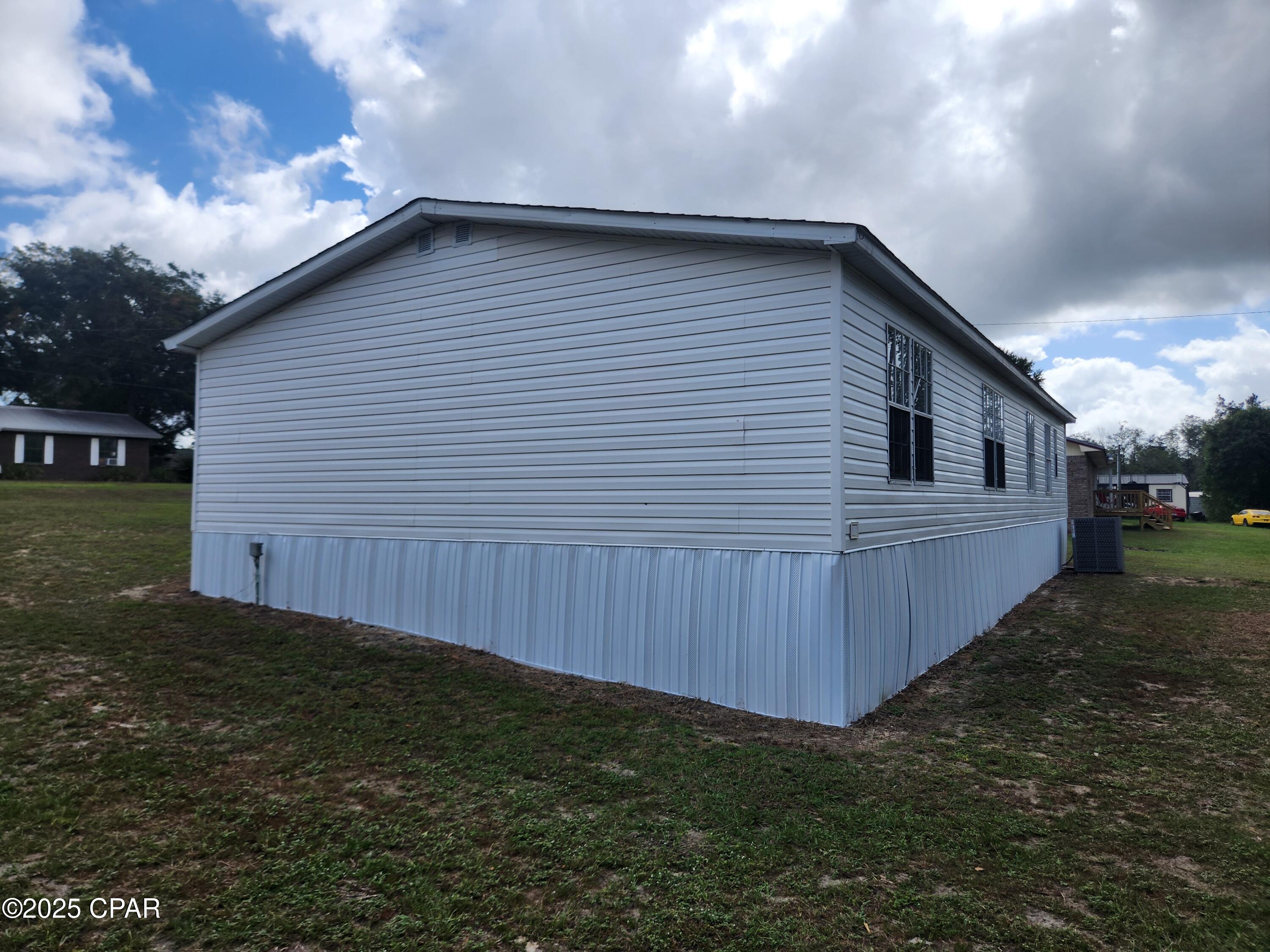 Image 11 For 17446 Guilford Court