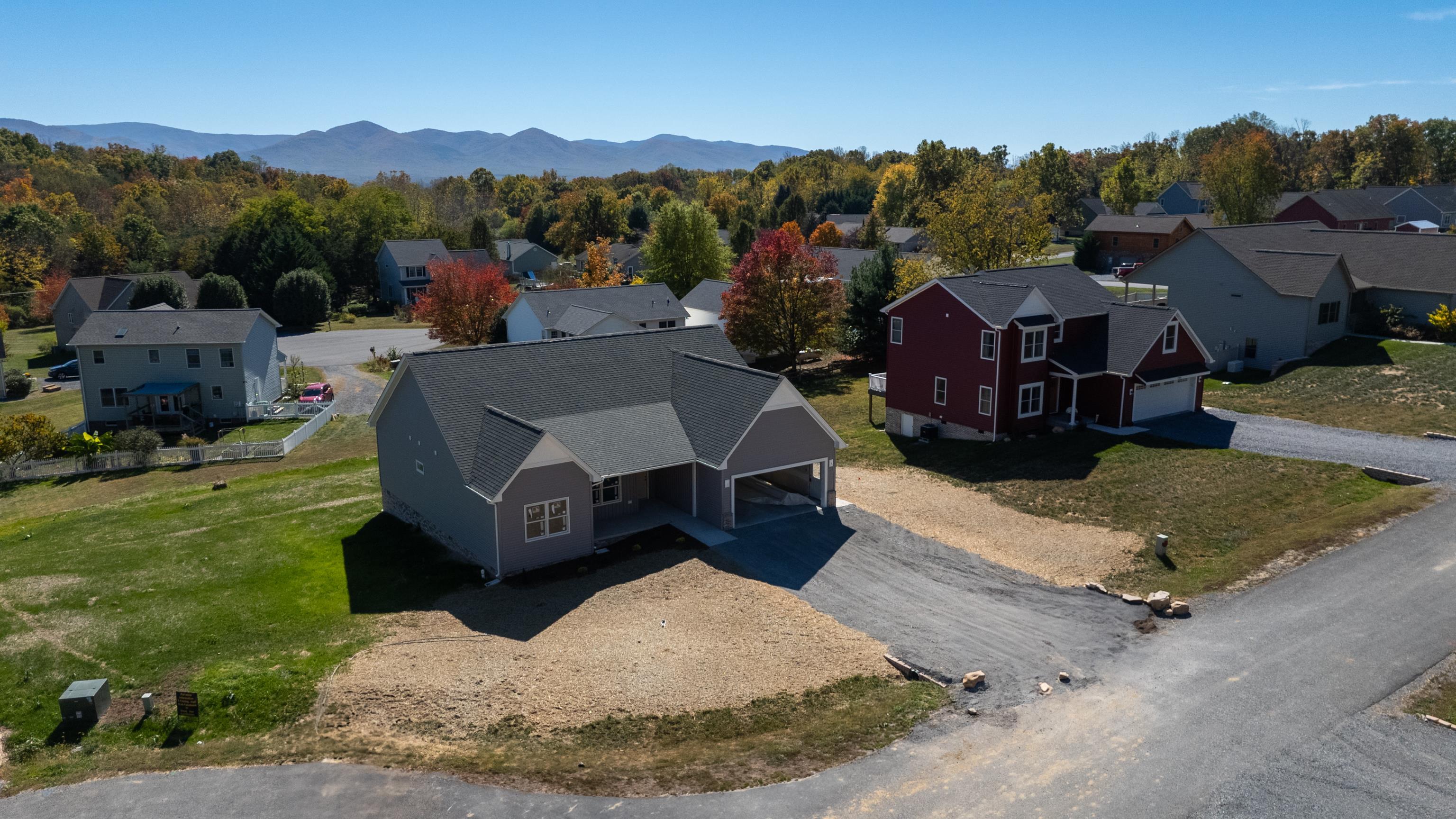 1960 SAW MILL CT E exterior