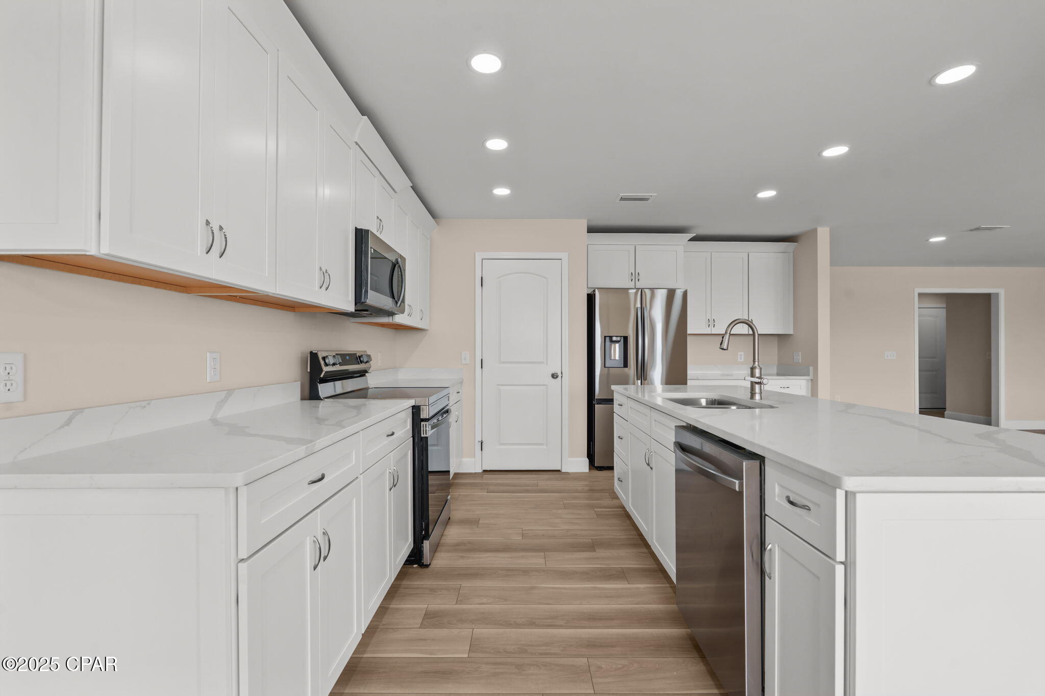 Image 15 For 3926 Whitehead Boulevard