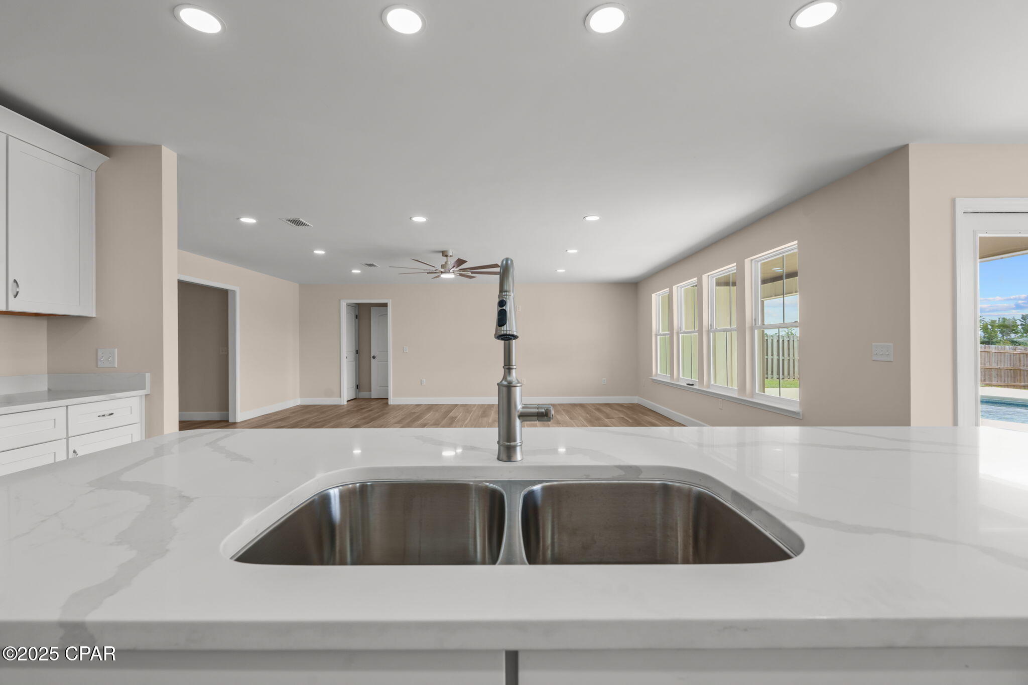 Image 18 For 3926 Whitehead Boulevard