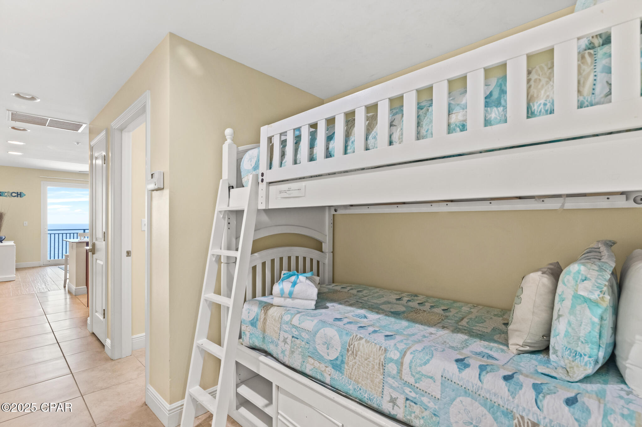 Image 11 For 16701 Front Beach  1105