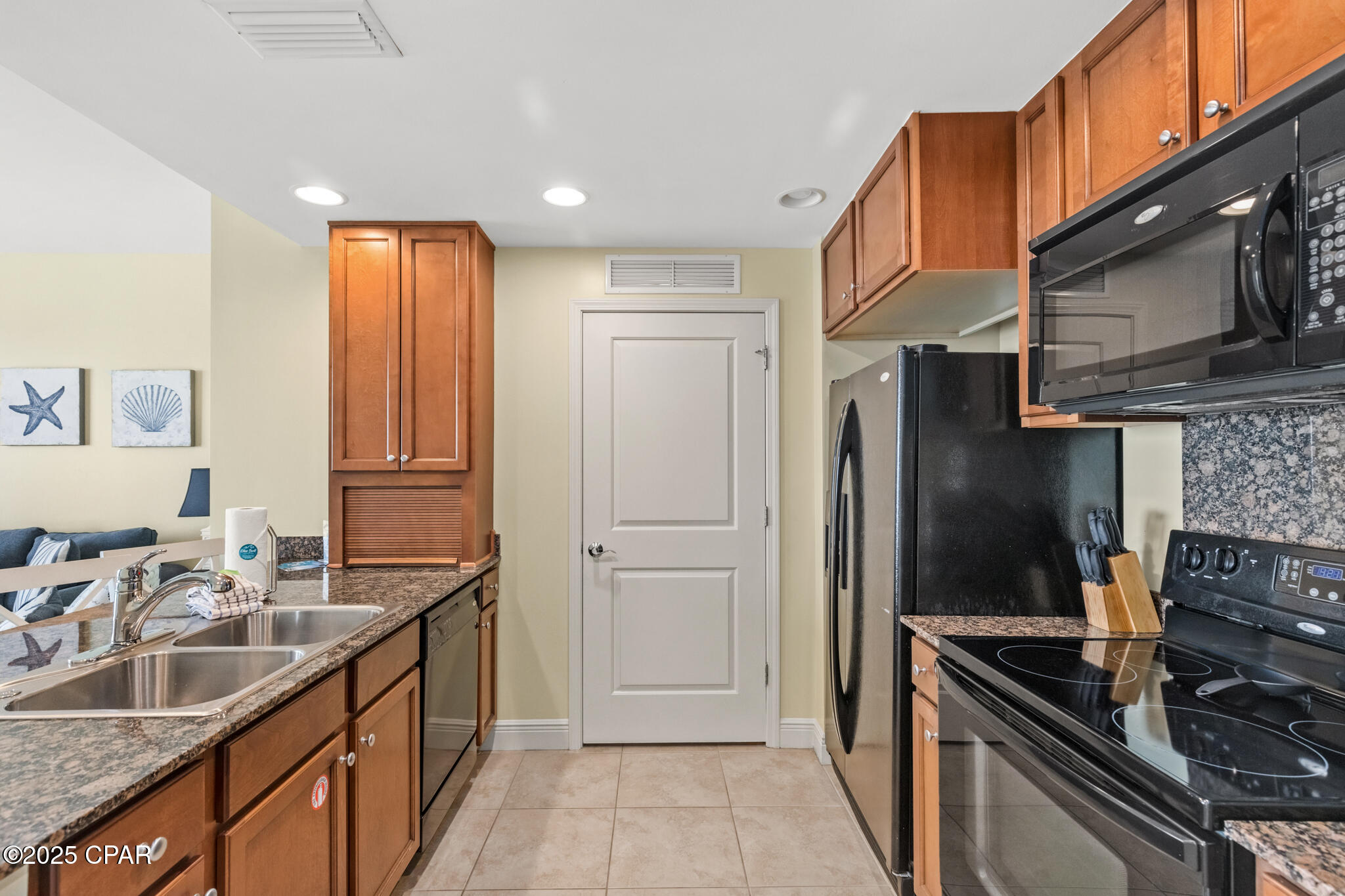 Image 13 For 16701 Front Beach  1105