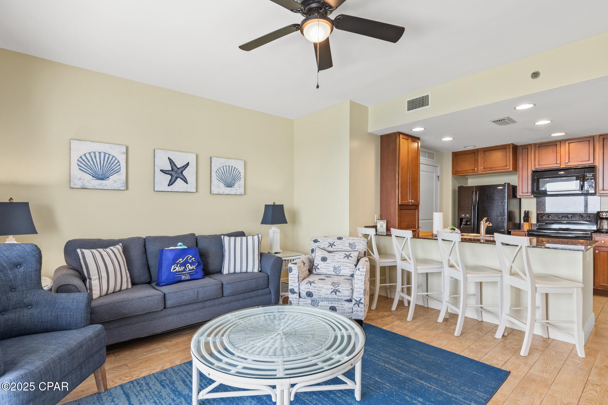 Image 4 For 16701 Front Beach  1105