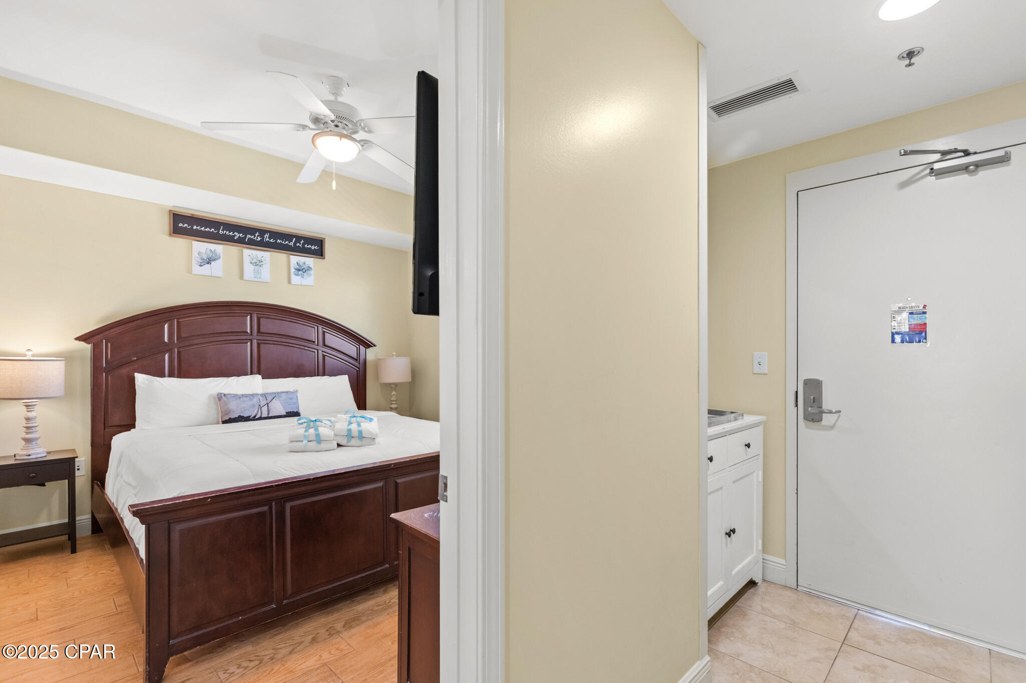 Image 6 For 16701 Front Beach  1105