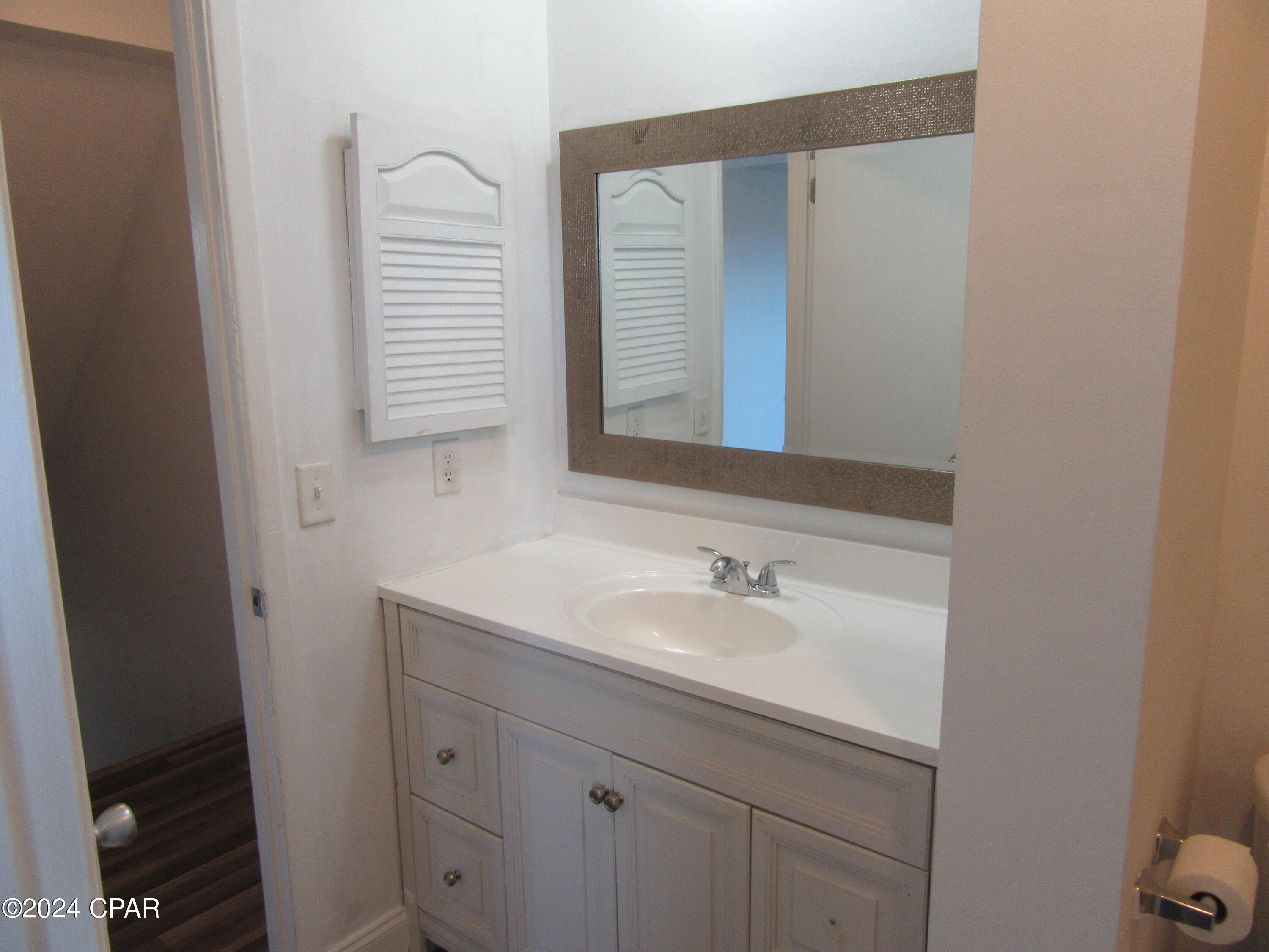 Image 15 For 3126 Baldwin Road