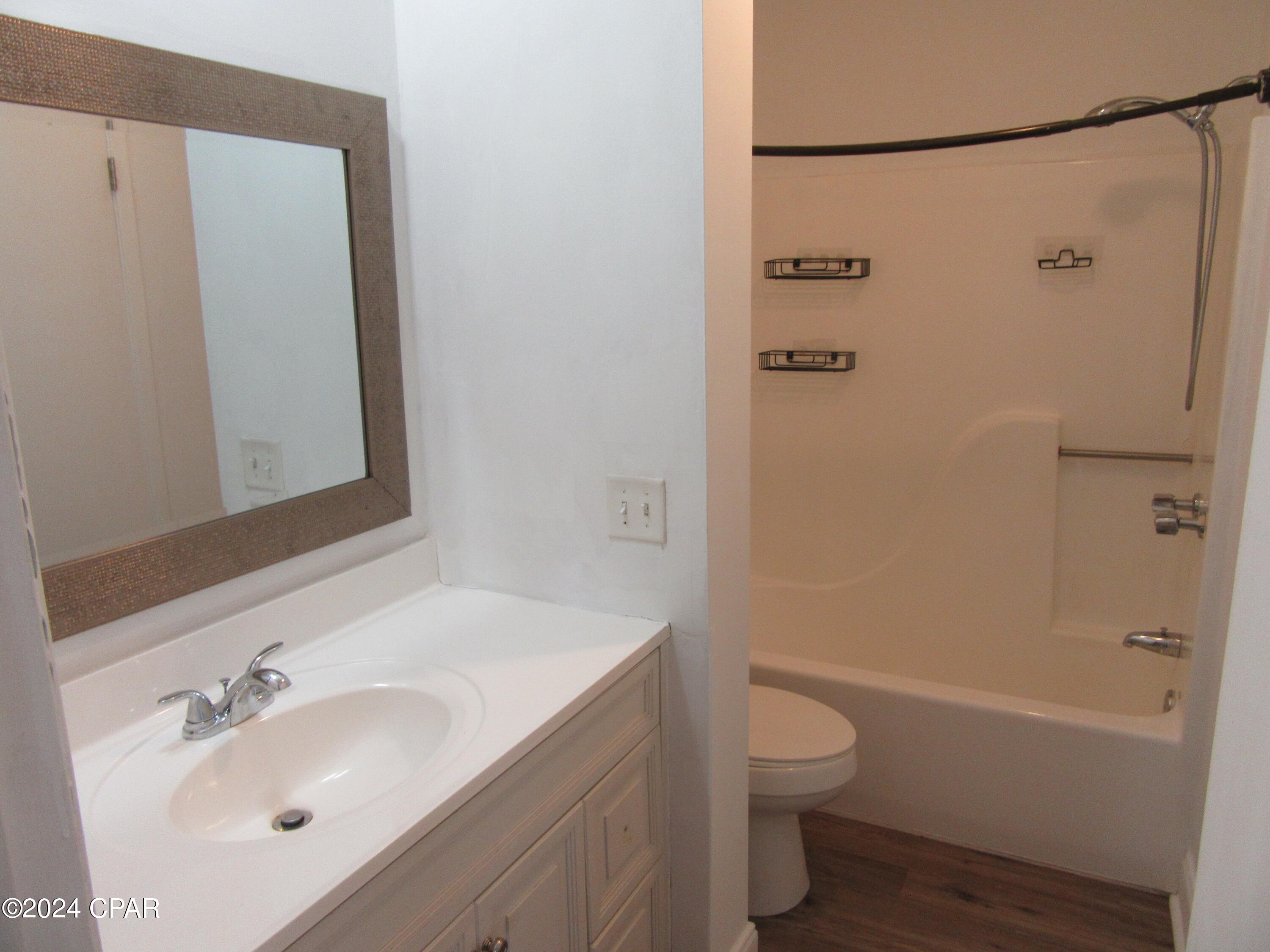 Image 16 For 3126 Baldwin Road