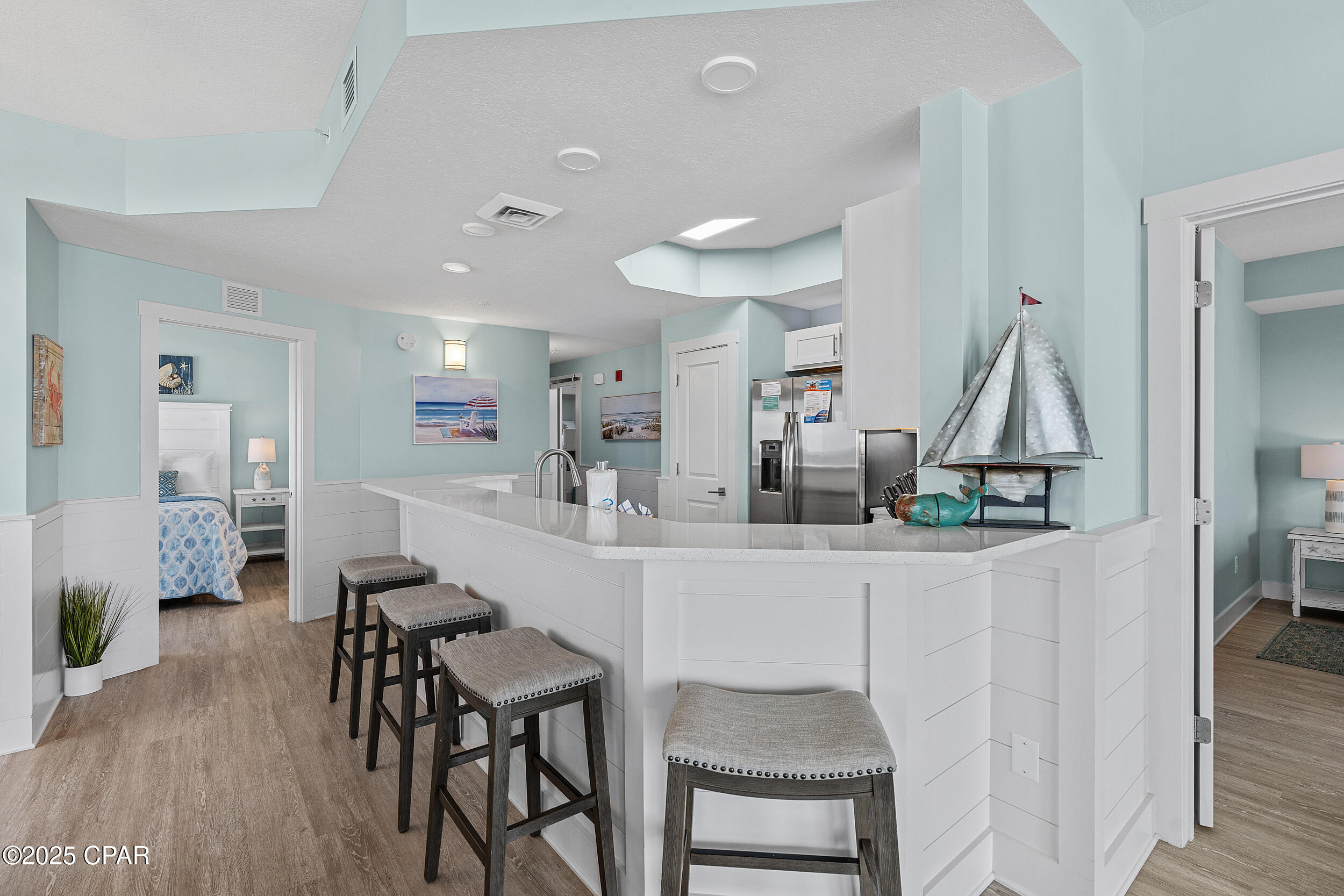 Image 30 For 15928 Front Beach Road 1612