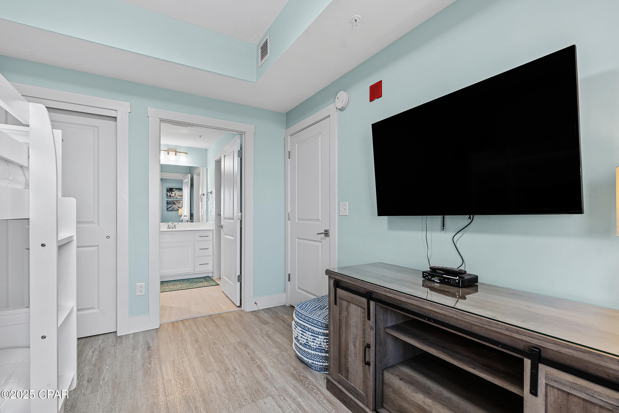 Image 39 For 15928 Front Beach Road 1612