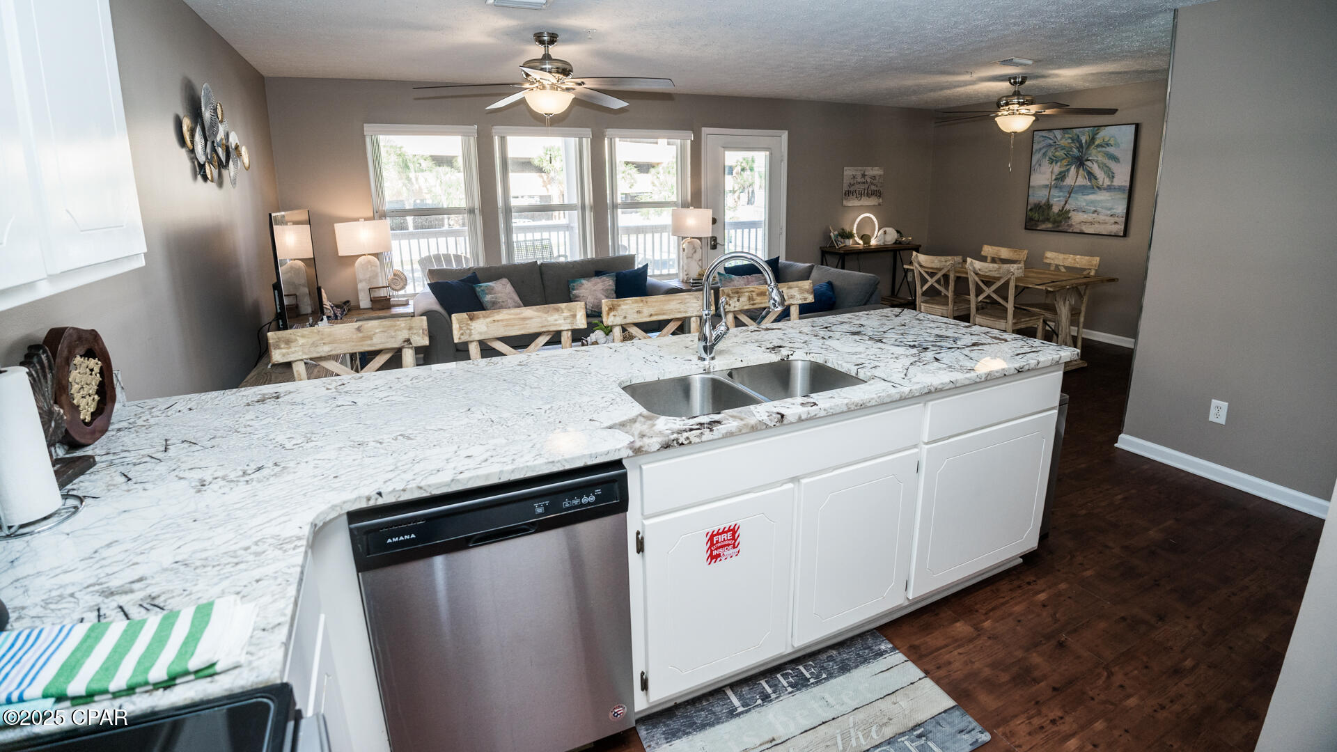 Image 16 For 17690 Front Beach  C203