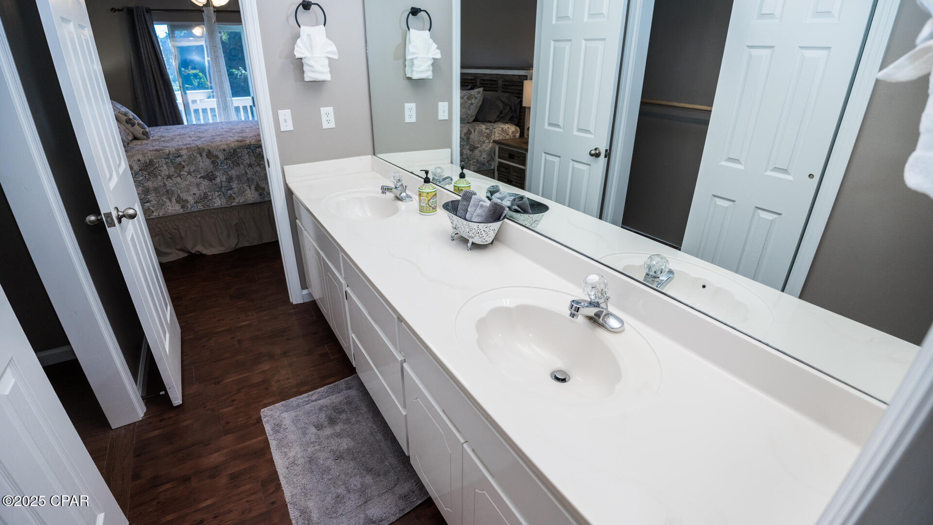 Image 28 For 17690 Front Beach  C203