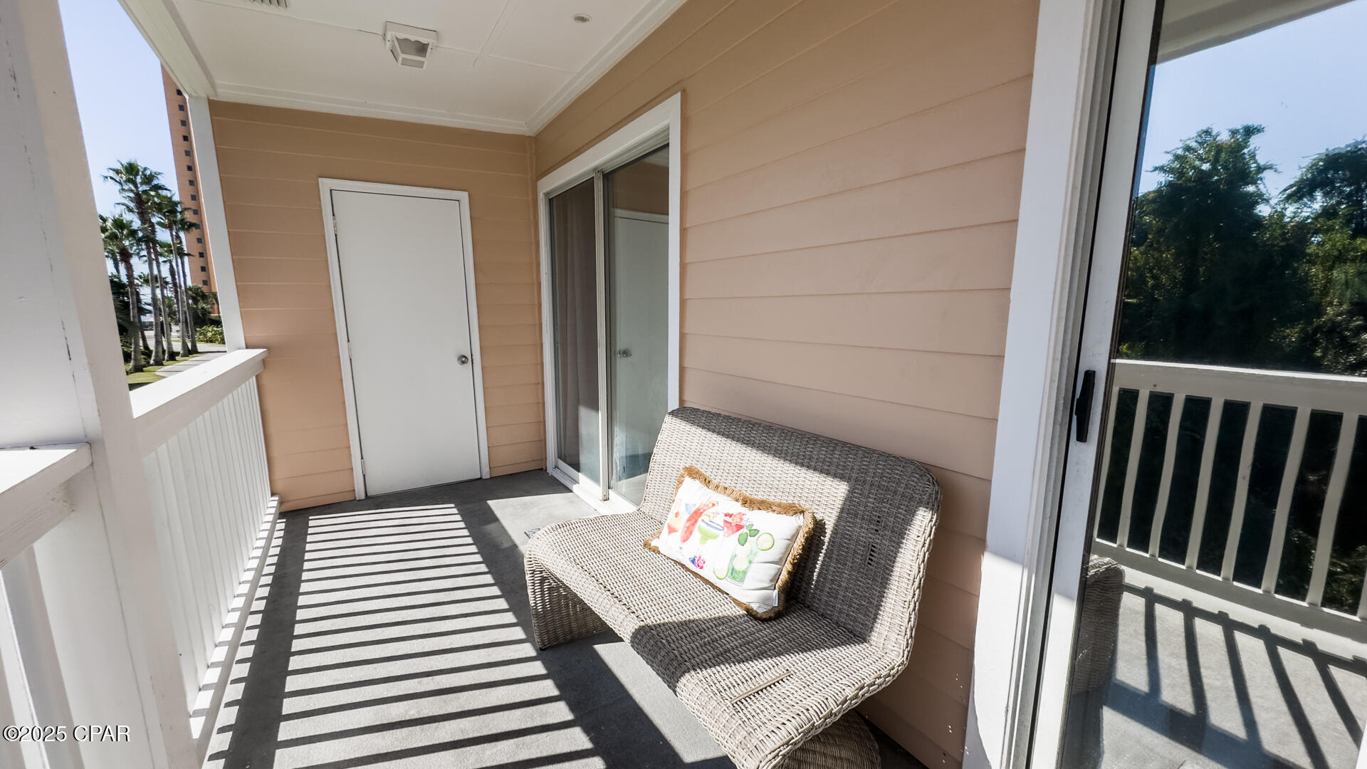 Image 51 For 17690 Front Beach  C203