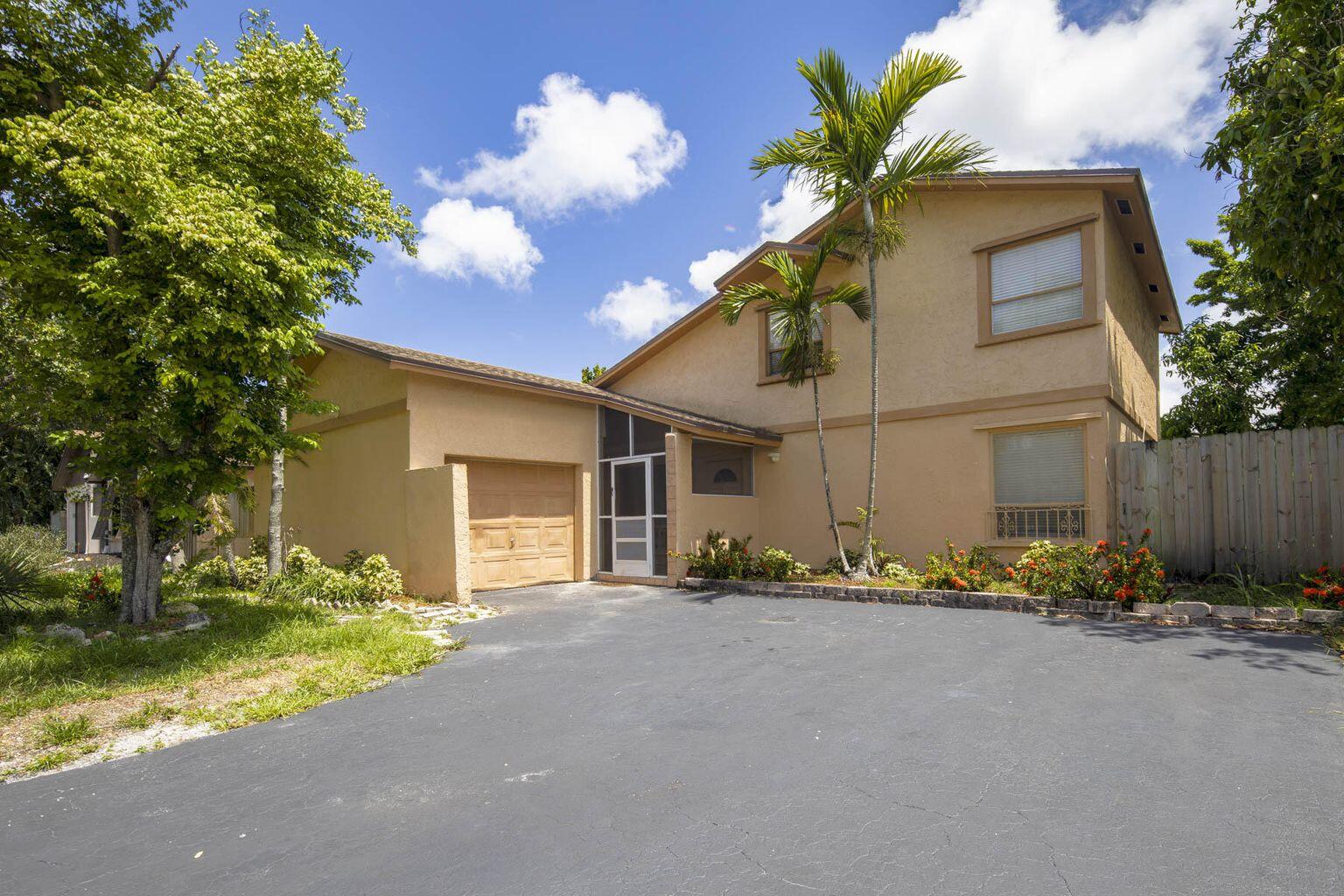 Villages Of Hillsboro Sec