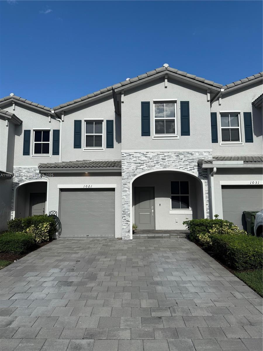 Keys Gate Residential