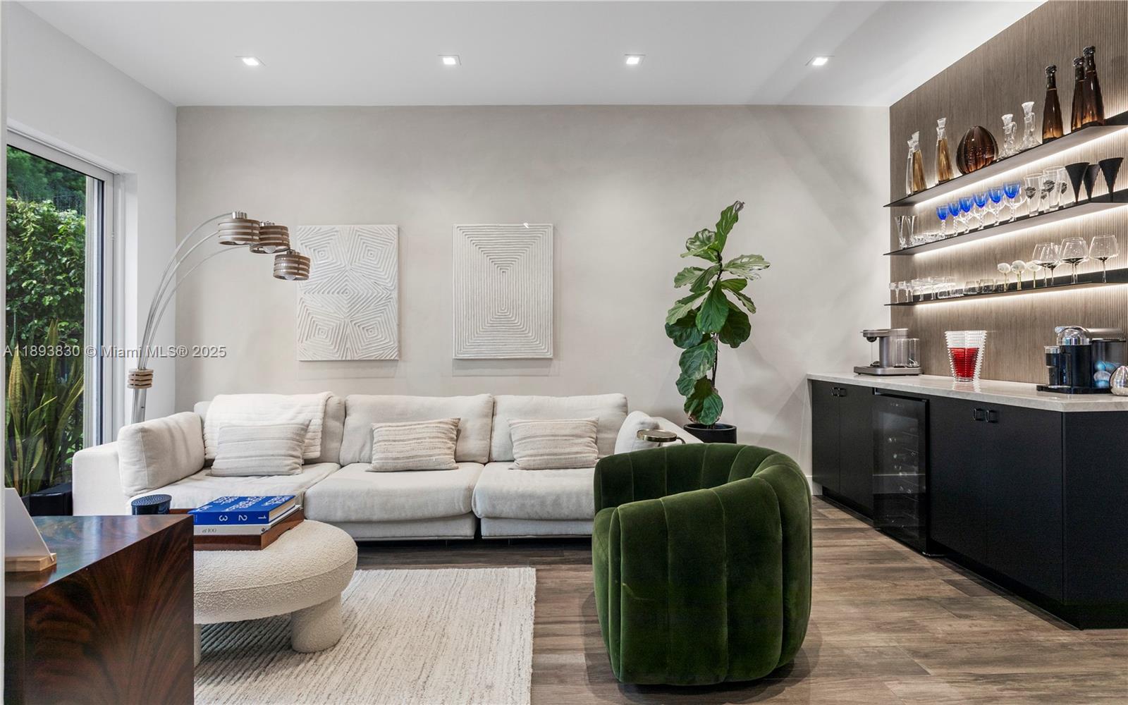 Three Islands 3Rd Section