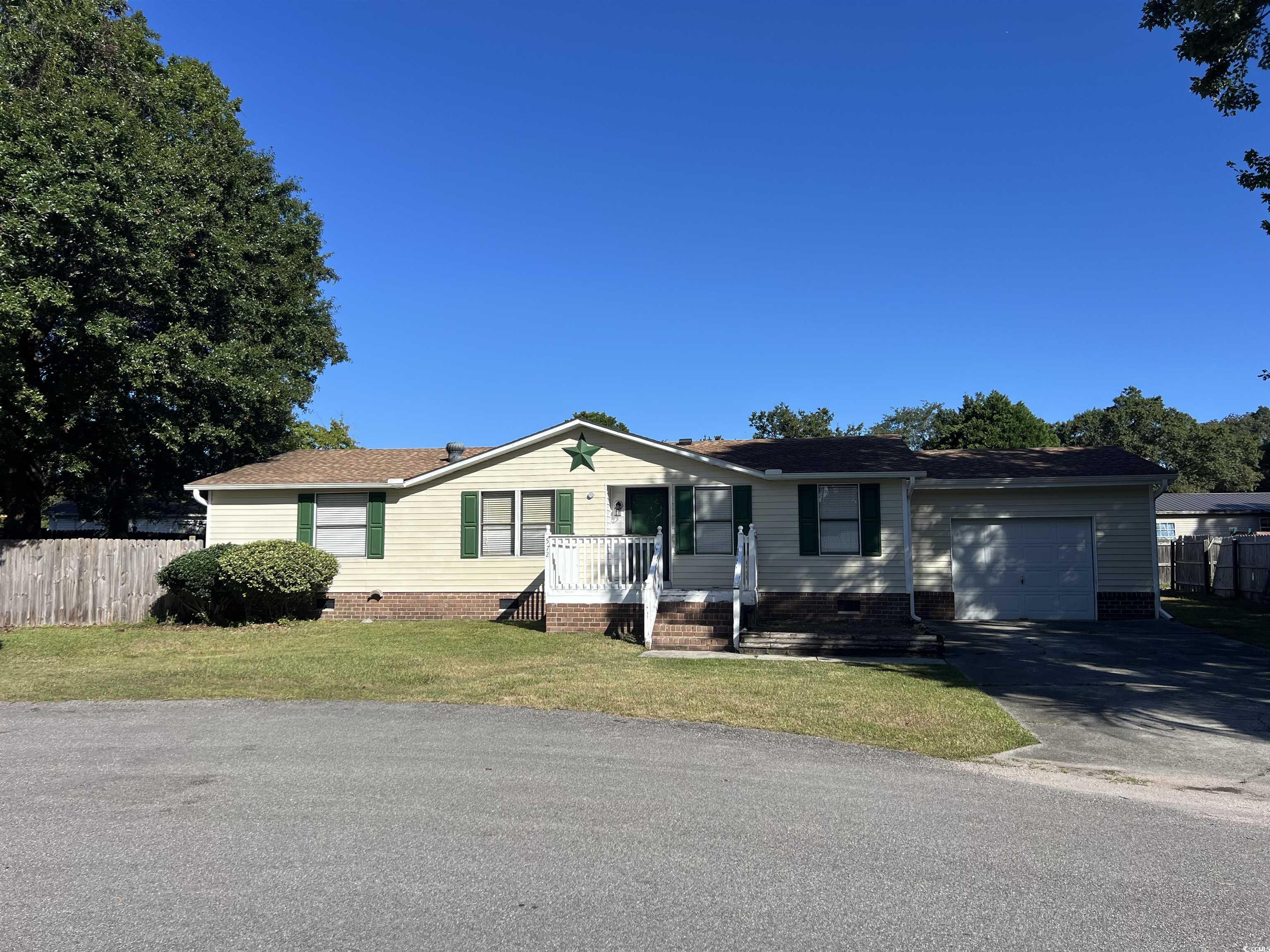 572 Grapevine St. Myrtle Beach, SC 29579