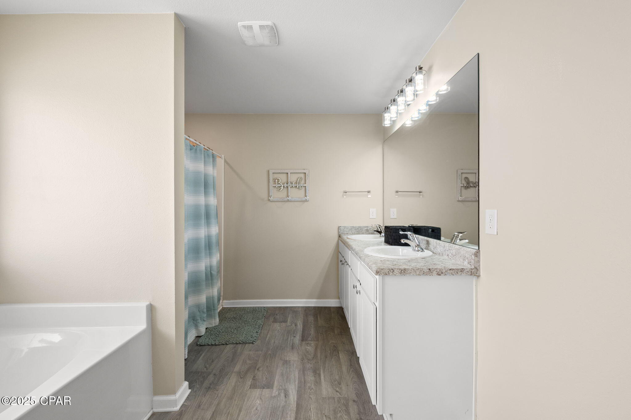 Image 24 For 4064 Brighton Boulevard