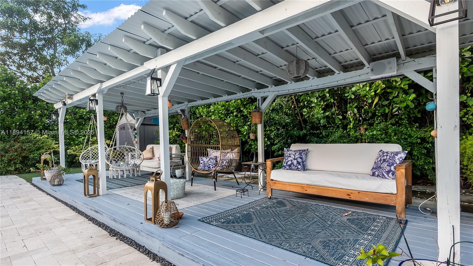 Homes for sale in Biscayne Park, FL | 1015 Ne 119th St, Biscayne Park, FL 33161 | MLS# A11894157