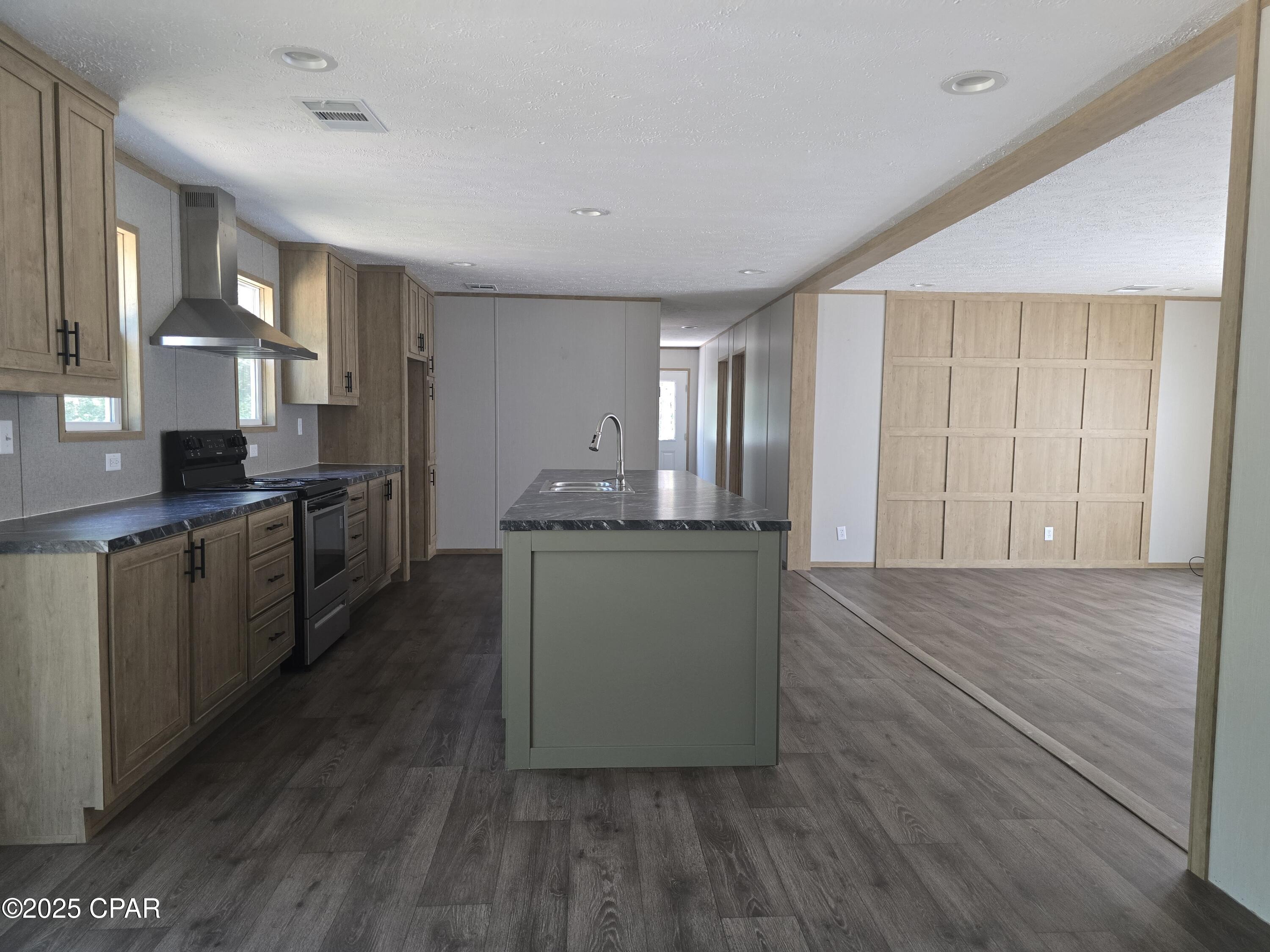 Image 10 For 394 Majestic Boulevard