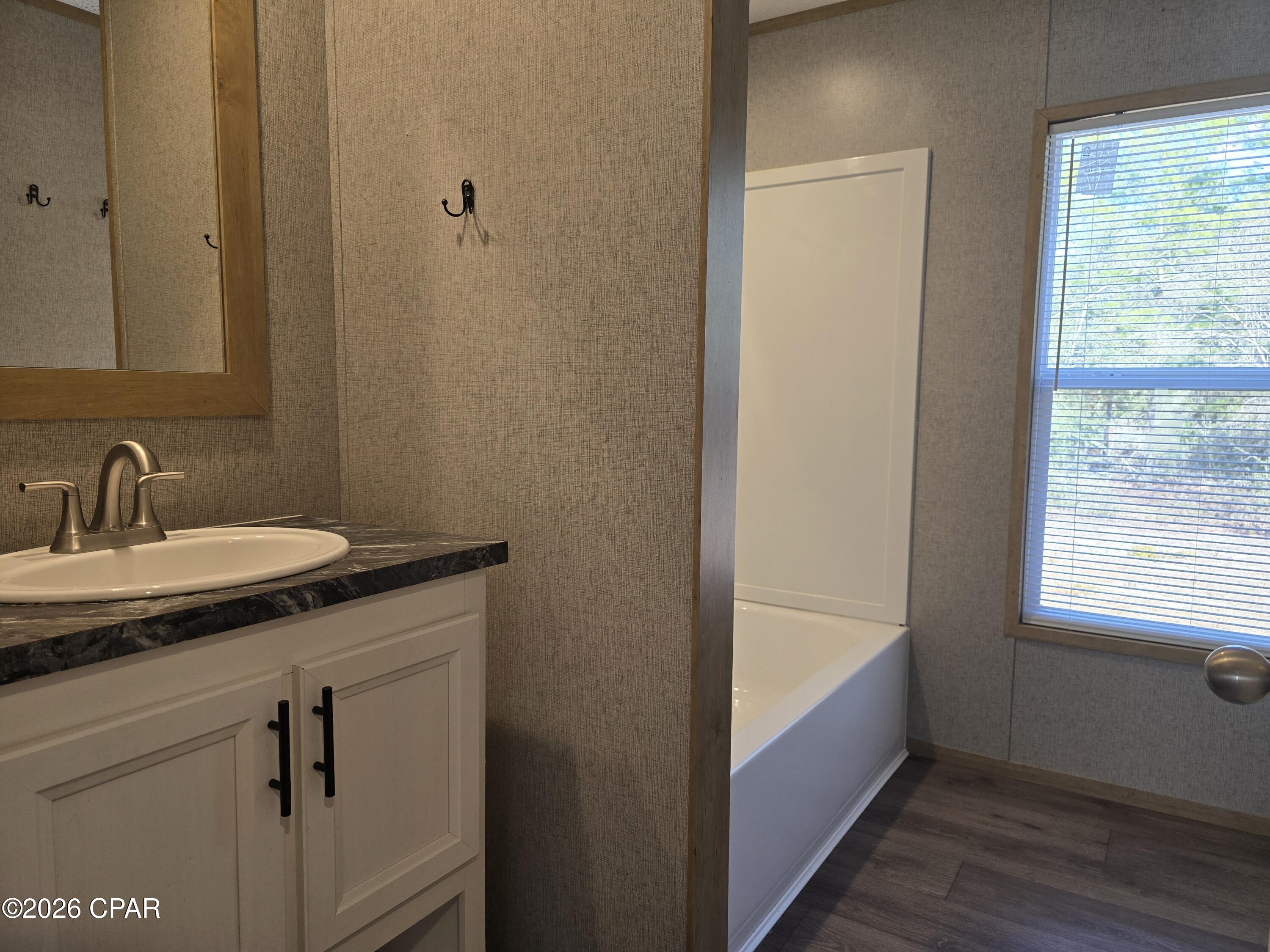 Image 16 For 394 Majestic Boulevard