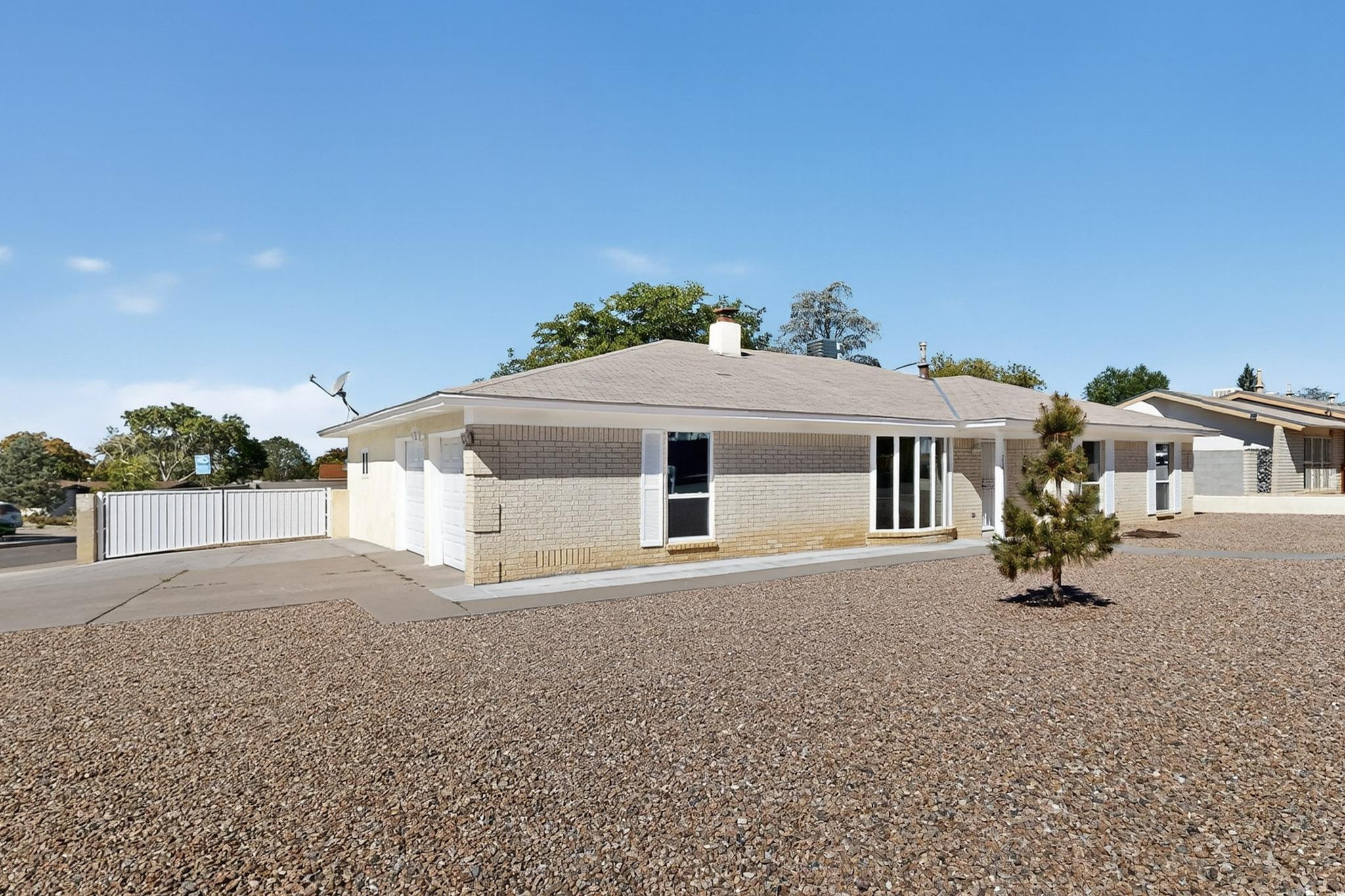 Homes for sale in Albuquerque, NM | 2301 Saturn Pl Ne, Albuquerque, NM 87112 | MLS# 1092758