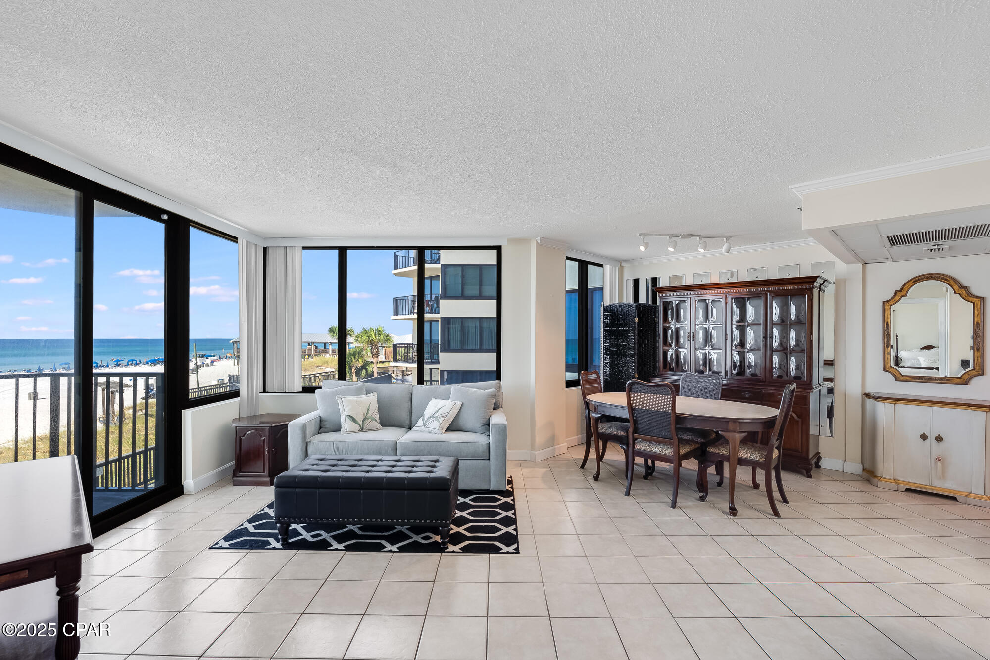 Image 2 For 9850 Thomas Drive 205w