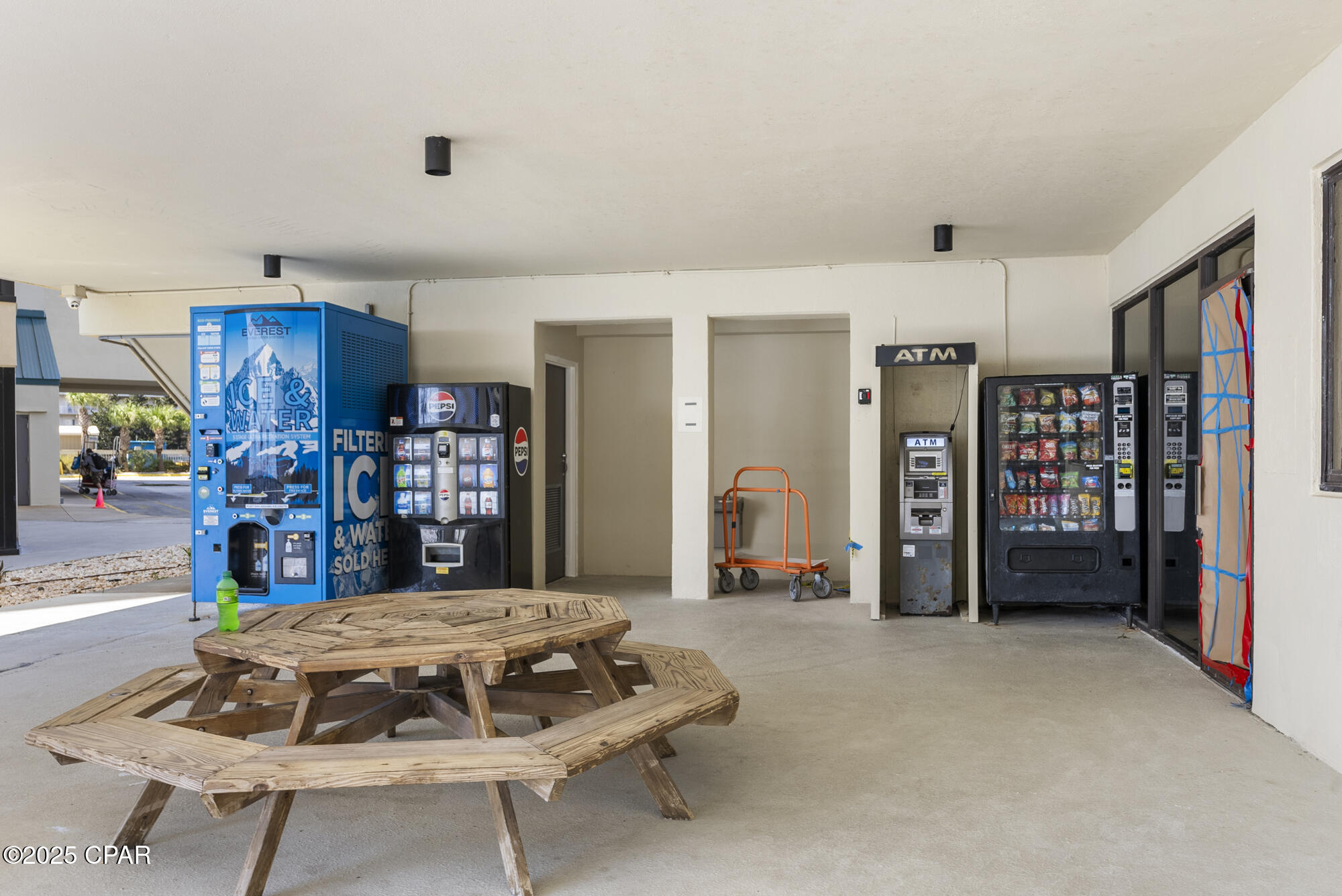 Image 26 For 9850 Thomas Drive 205w