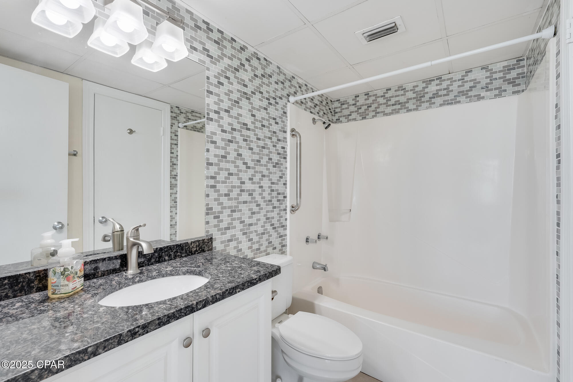 Image 8 For 9850 Thomas Drive 205w