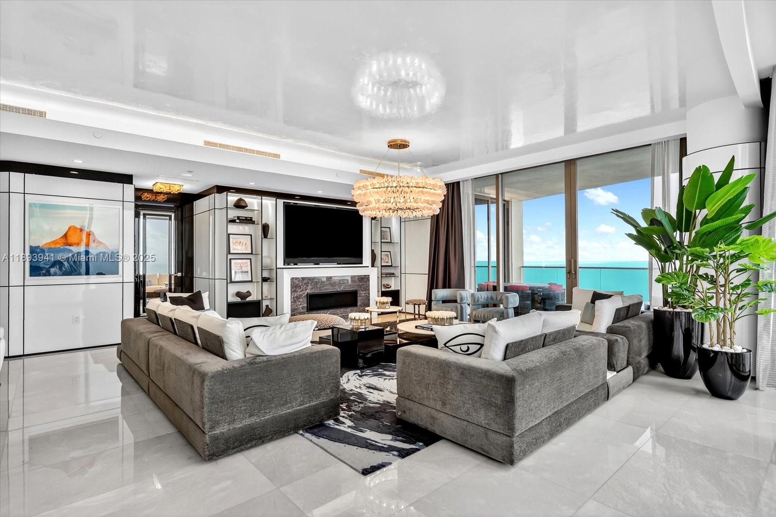 Condo for Sale in Sunny Isles Beach, FL