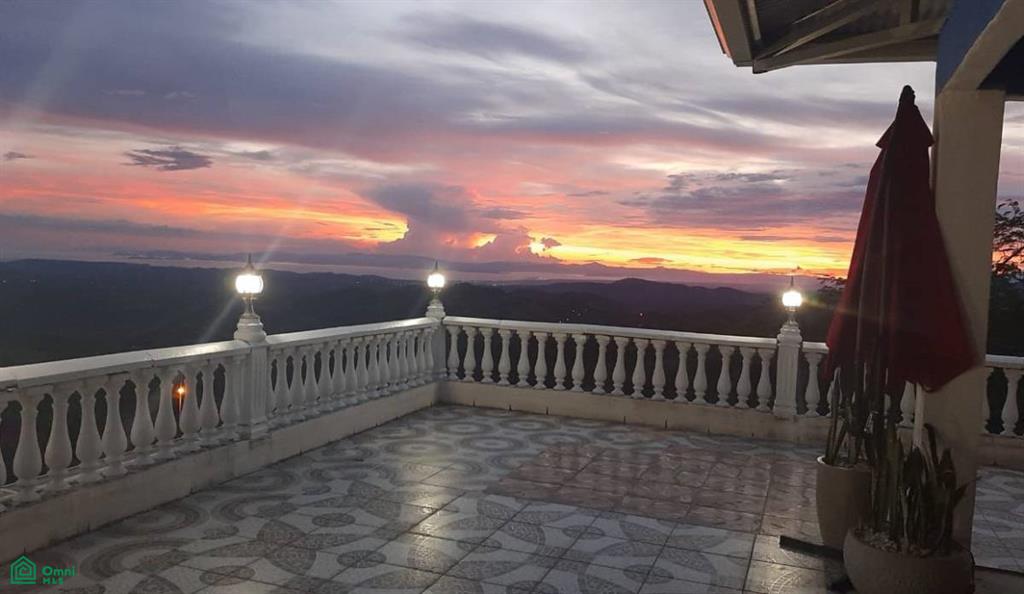 5 bed Single Family Homes For Sale in San Ramon, Alajuela - 1