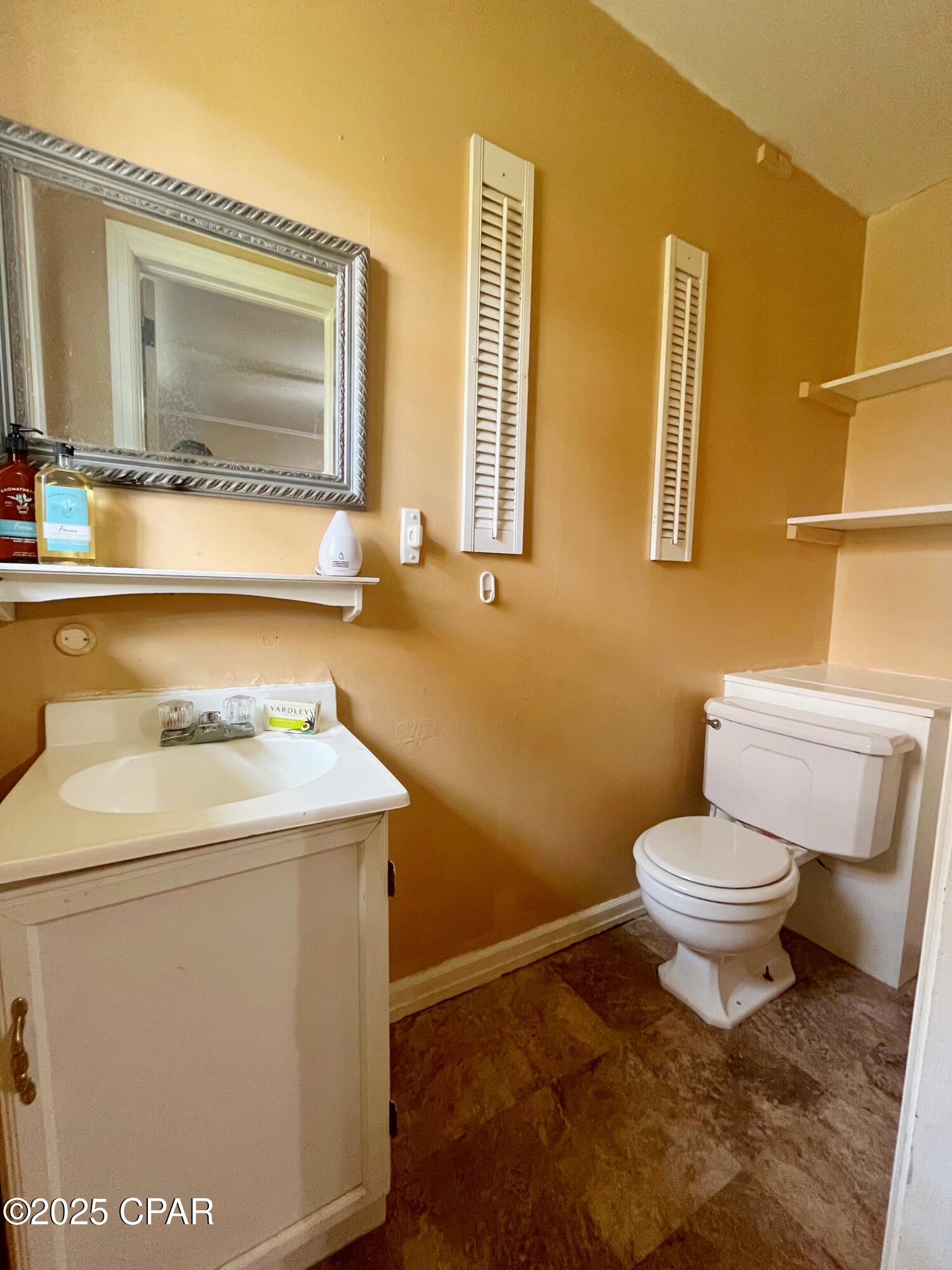 Image 13 For 2965 Noland Street Street