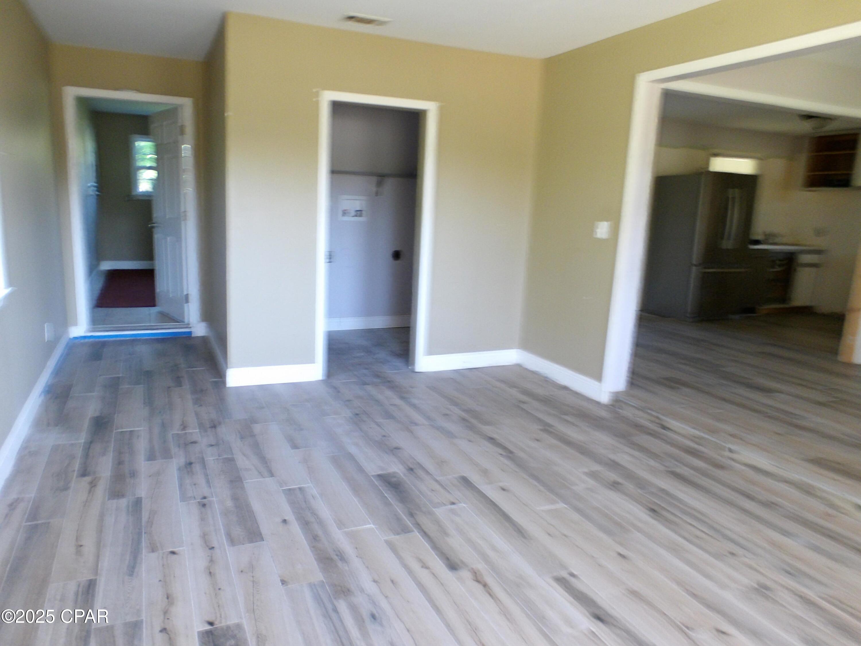 Image 4 For 8428 Fremont Road