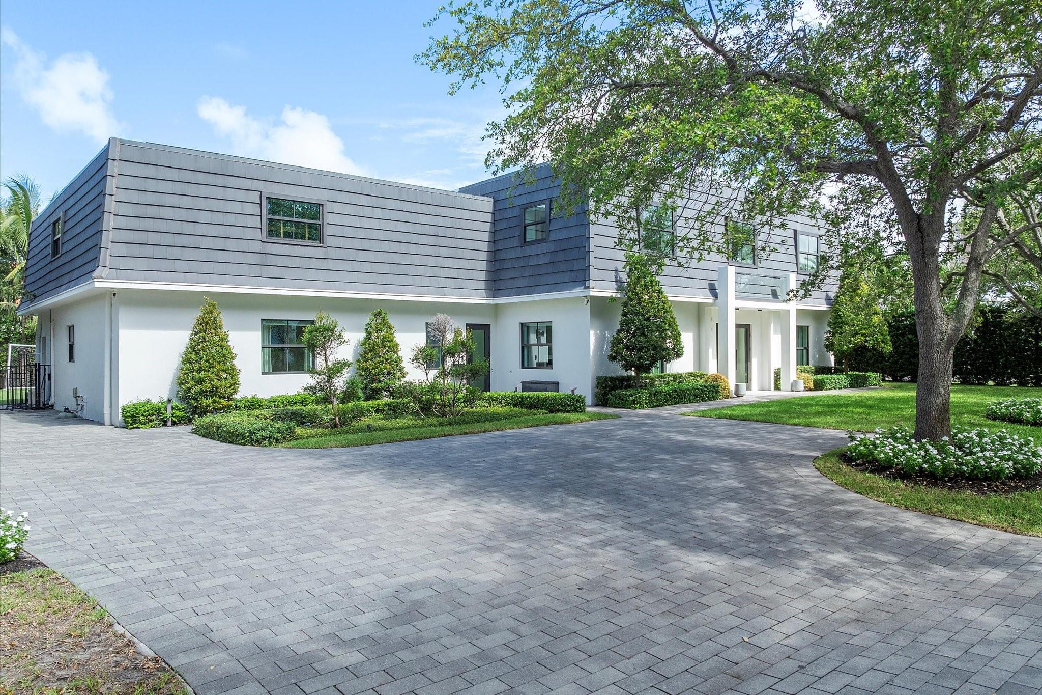 Homes for sale in Sea Ranch Lakes, FL | 9 Tahoe Ln, Sea Ranch Lakes, FL 33308 | MLS# F10531132