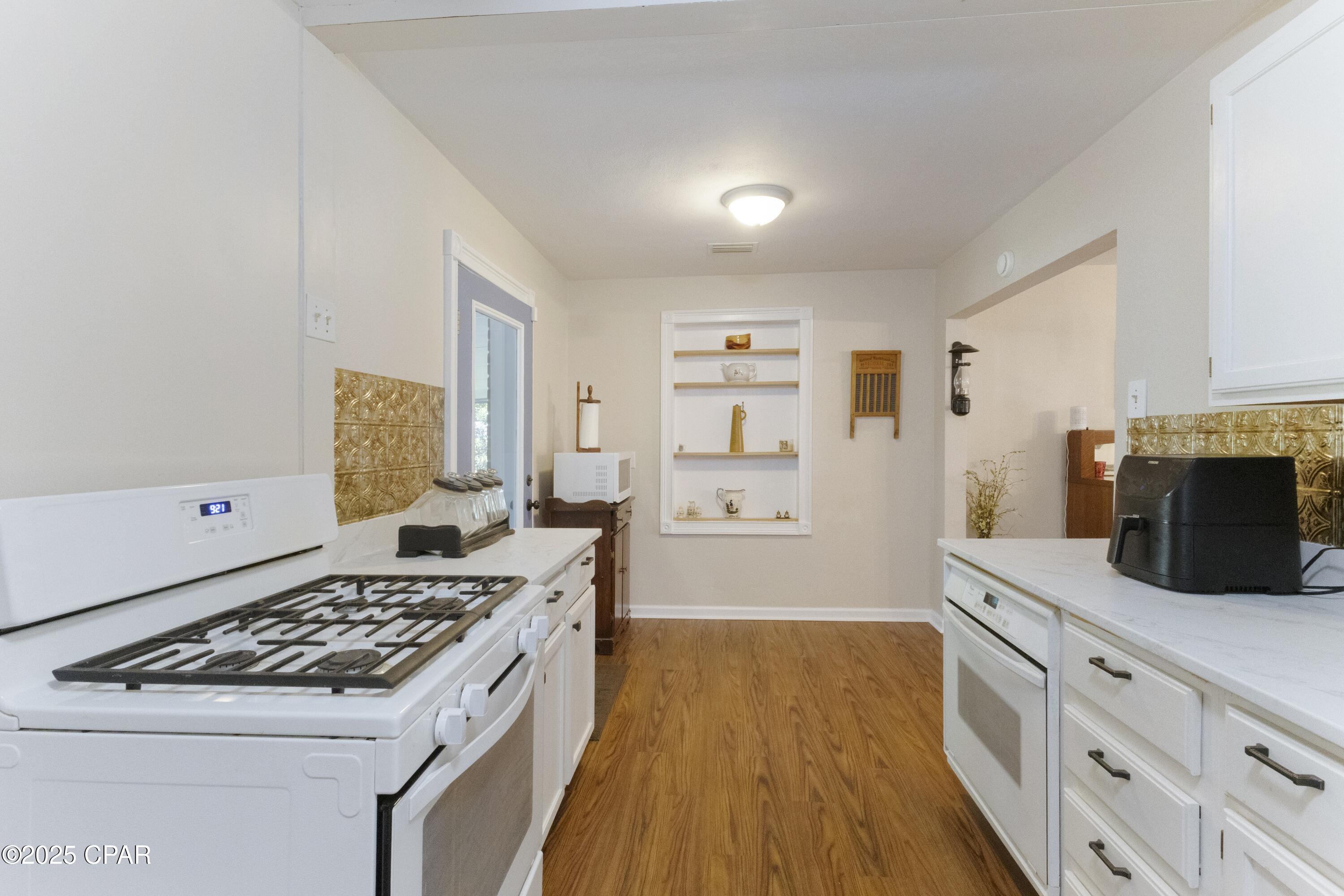 Image 17 For 109 Cove Lane