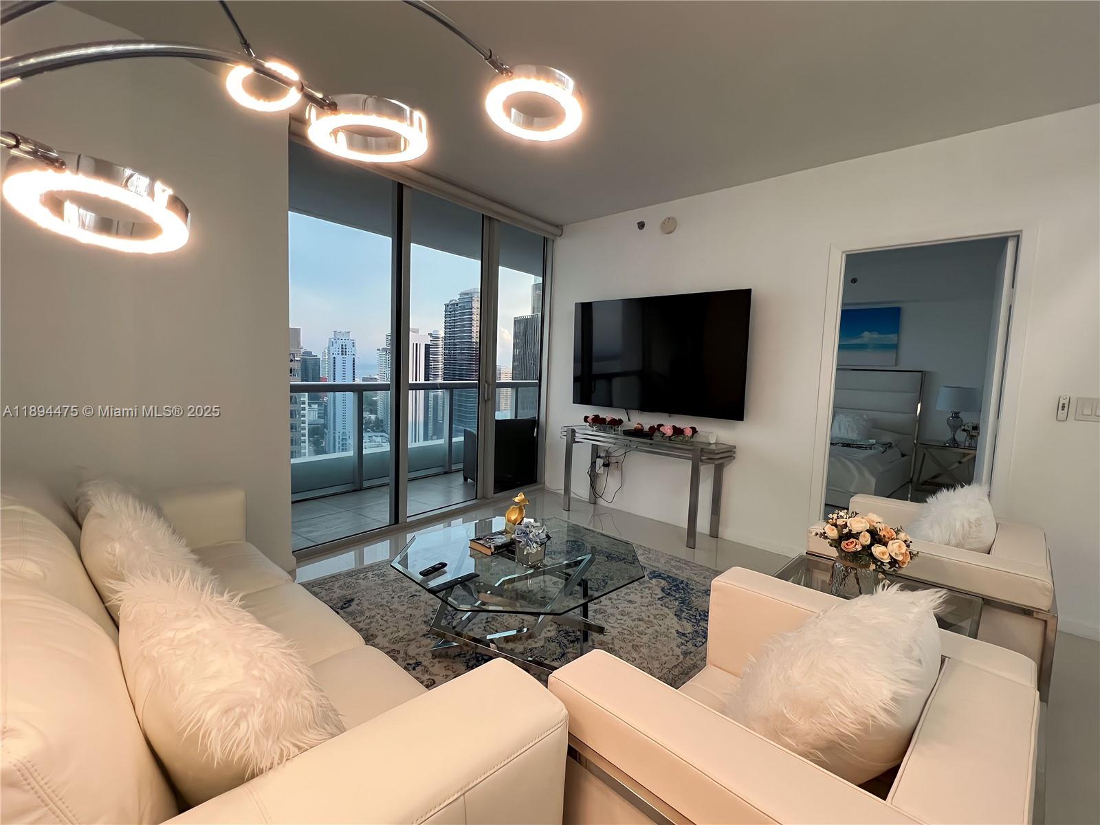 Icon Brickell Condo No 3