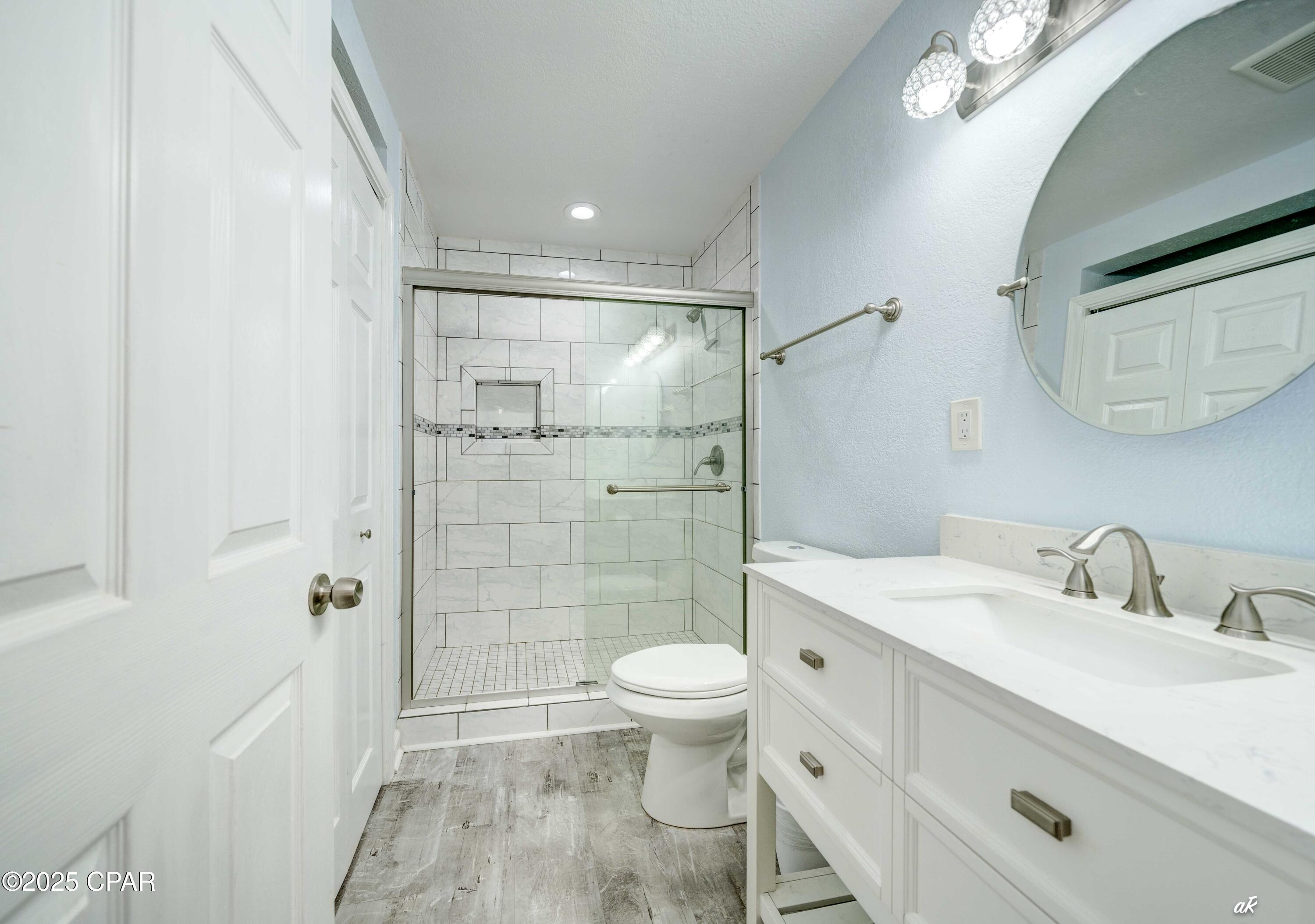 Image 14 For 4725 Bay Point Road 163