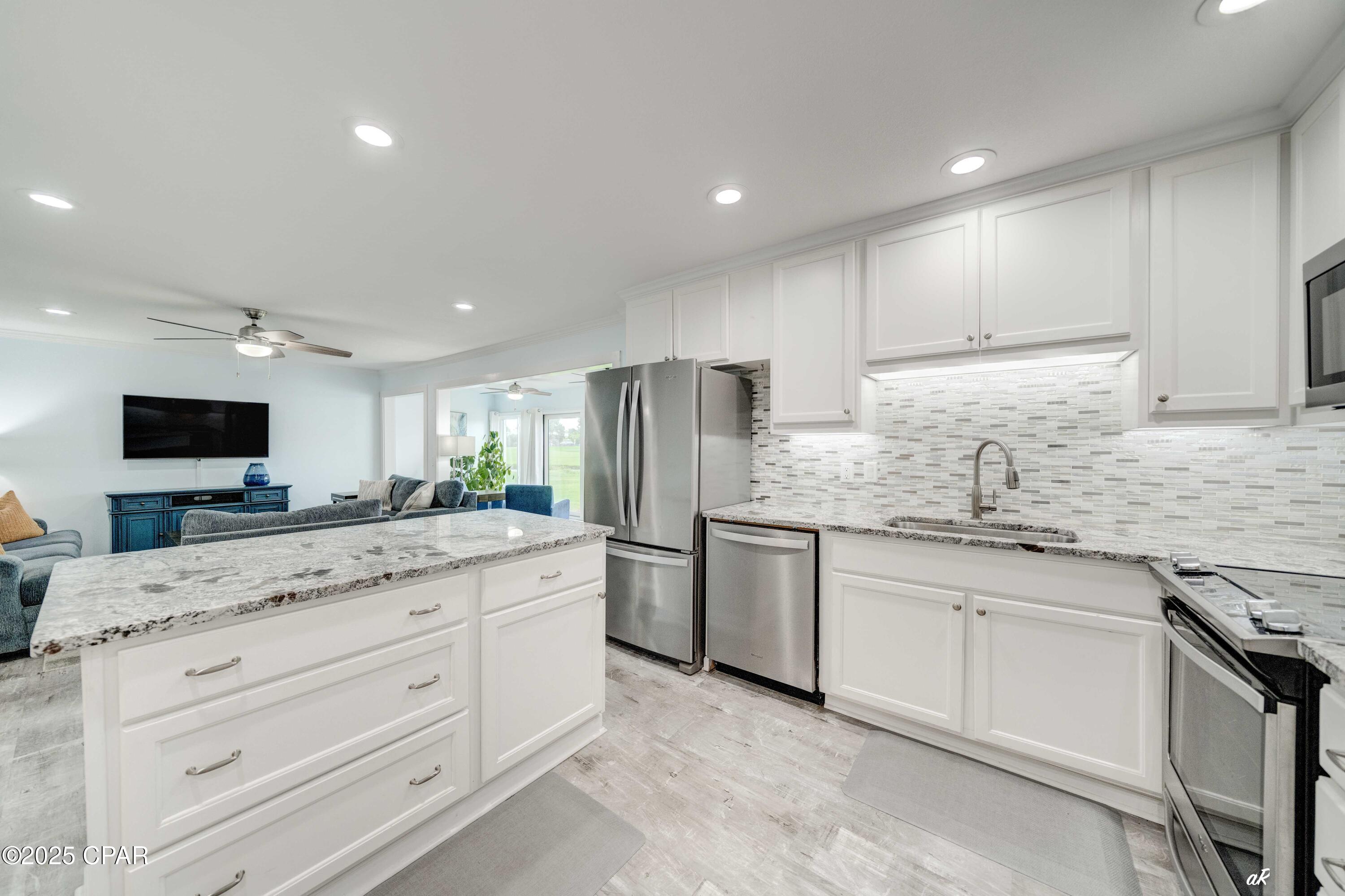 Image 5 For 4725 Bay Point Road 163