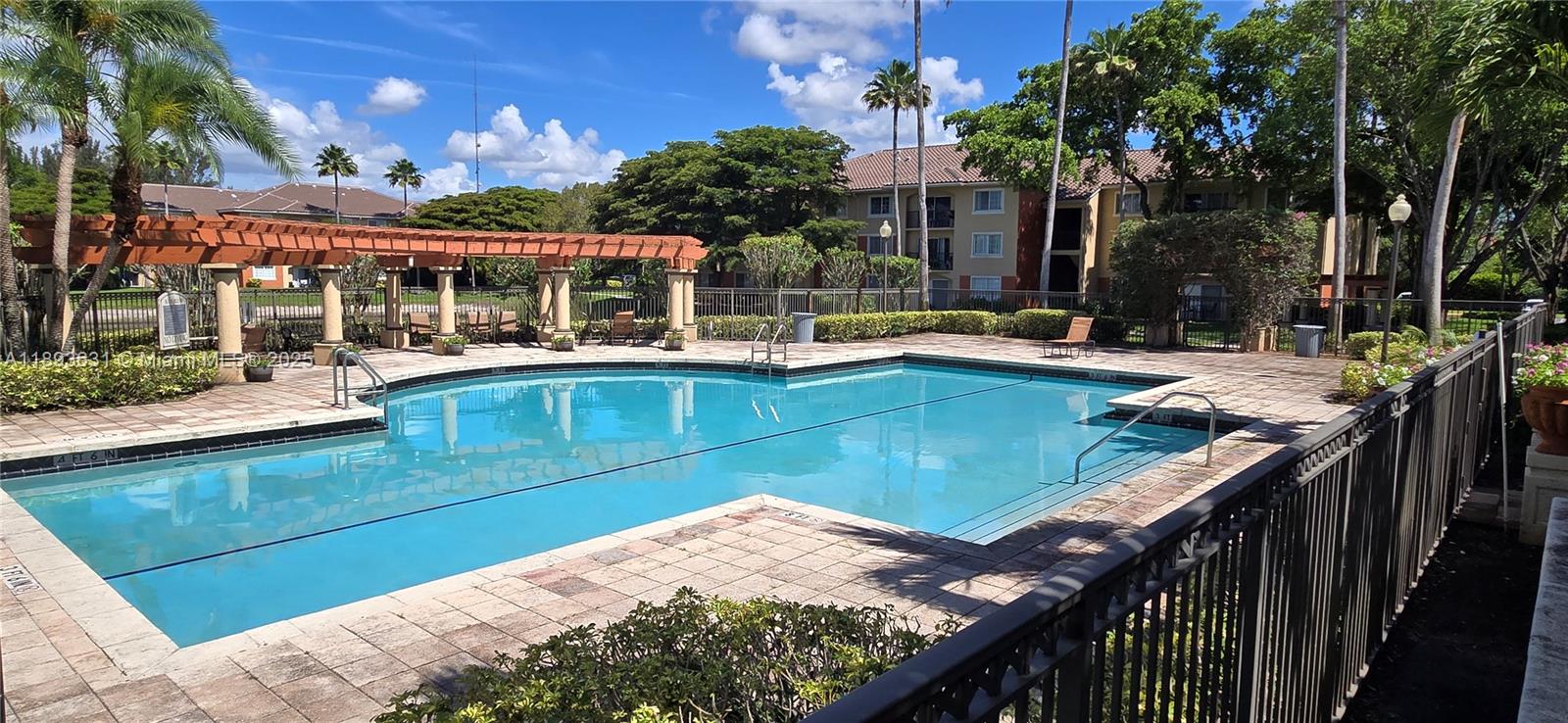 Grand Isles Condo