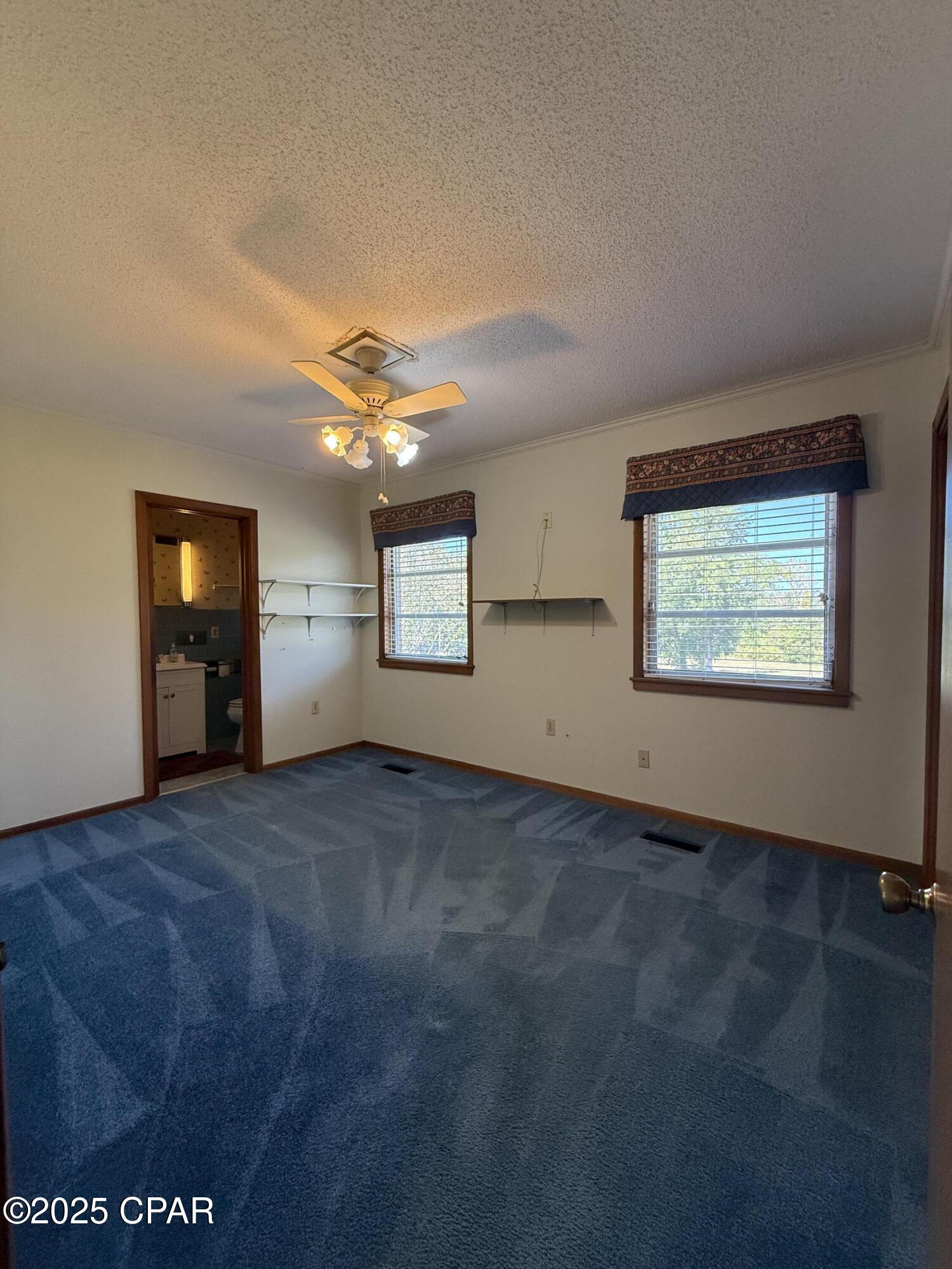 Image 26 For 4291 6th Avenue